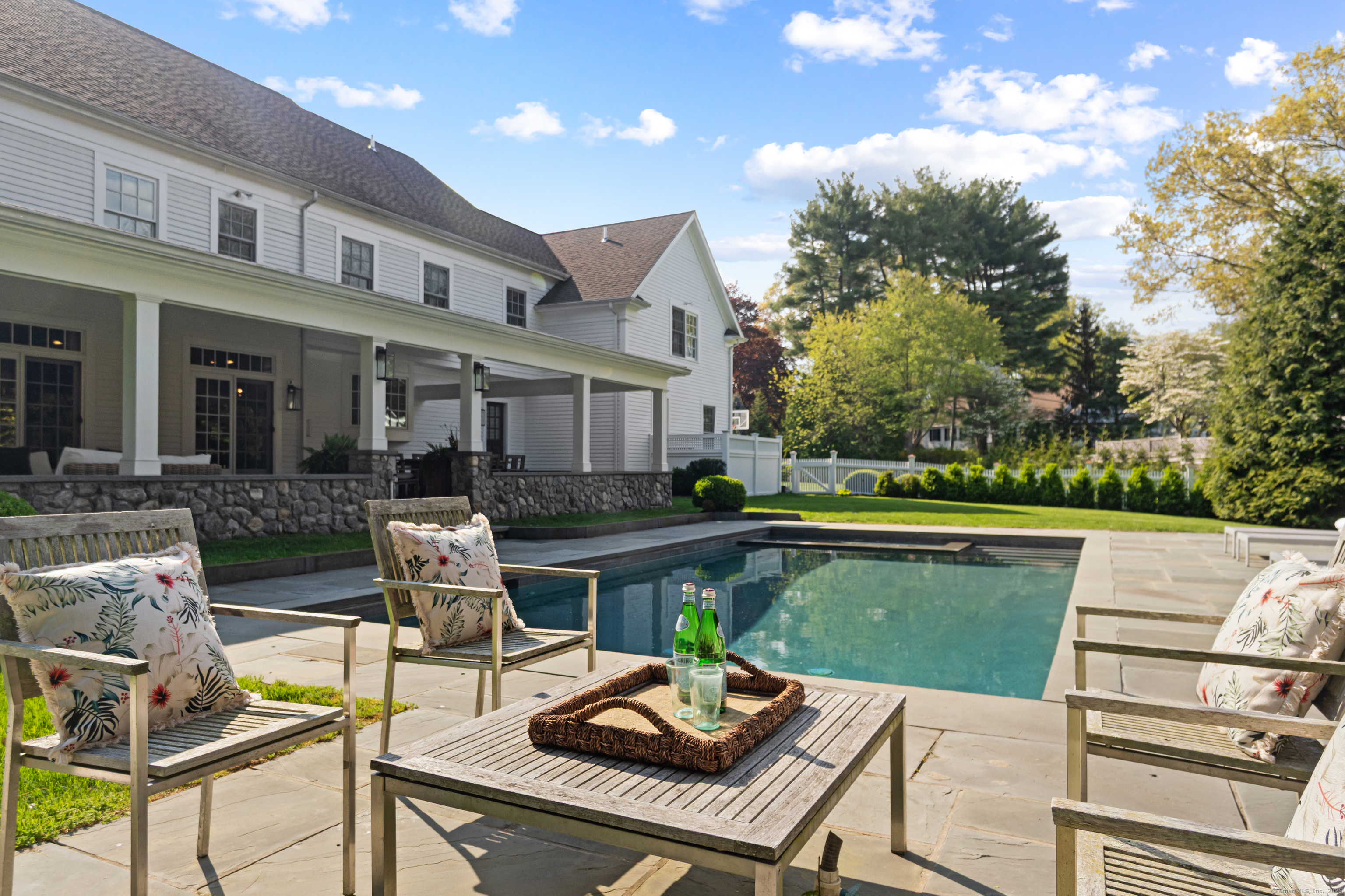 4 Silver Brook, Westport, Connecticut 06880