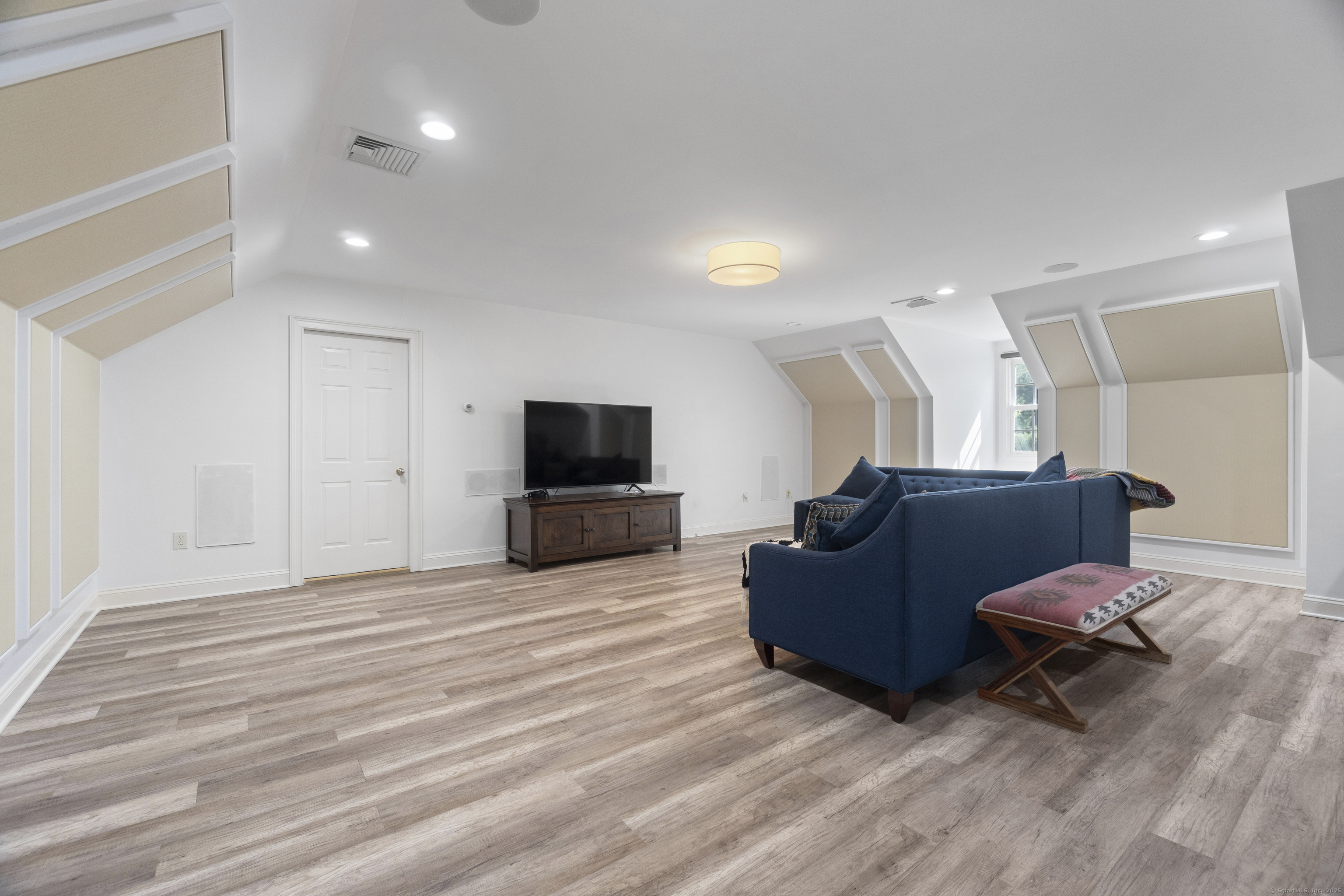 4 Silver Brook, Westport, Connecticut 06880