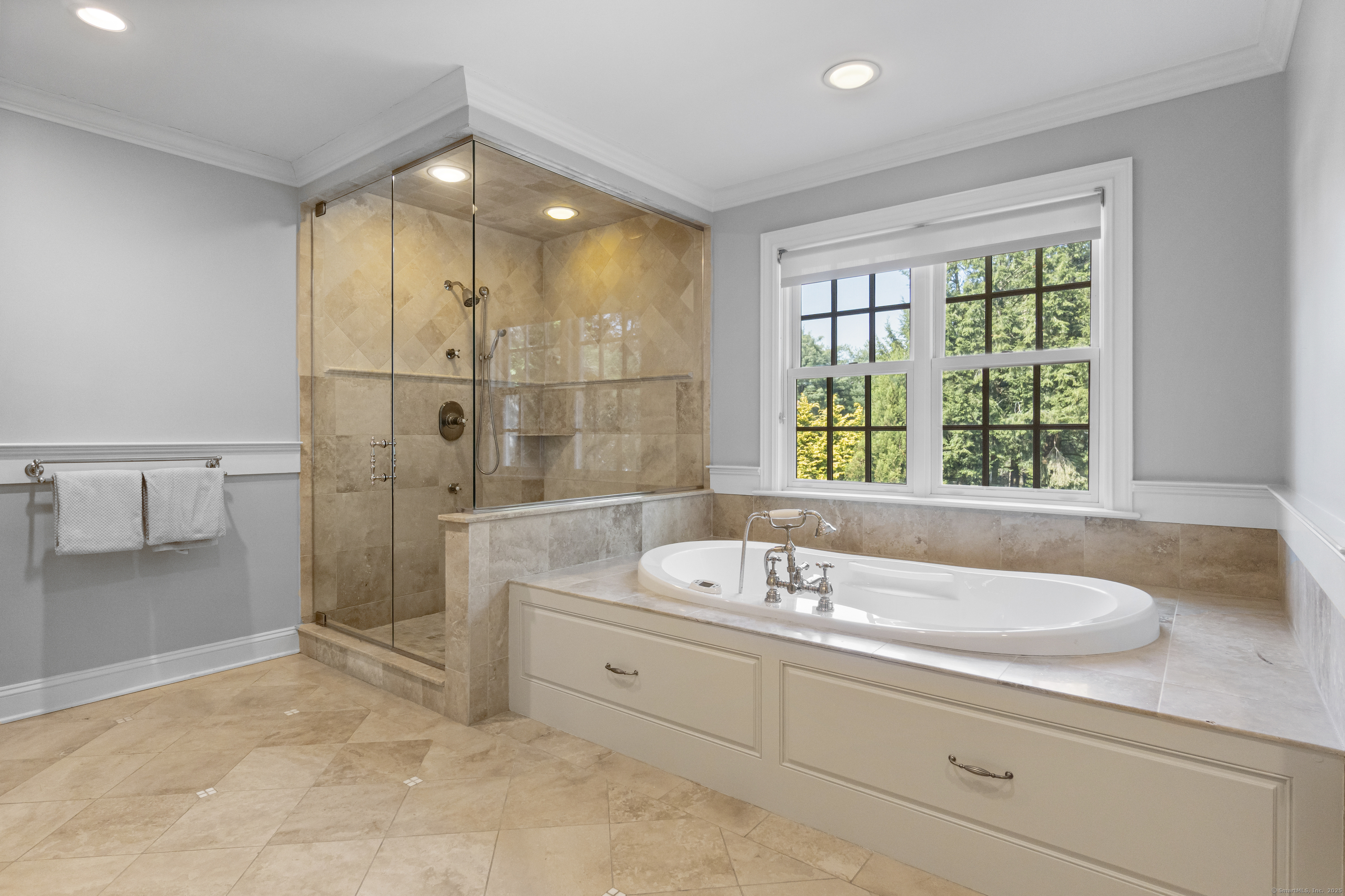 4 Silver Brook, Westport, Connecticut 06880