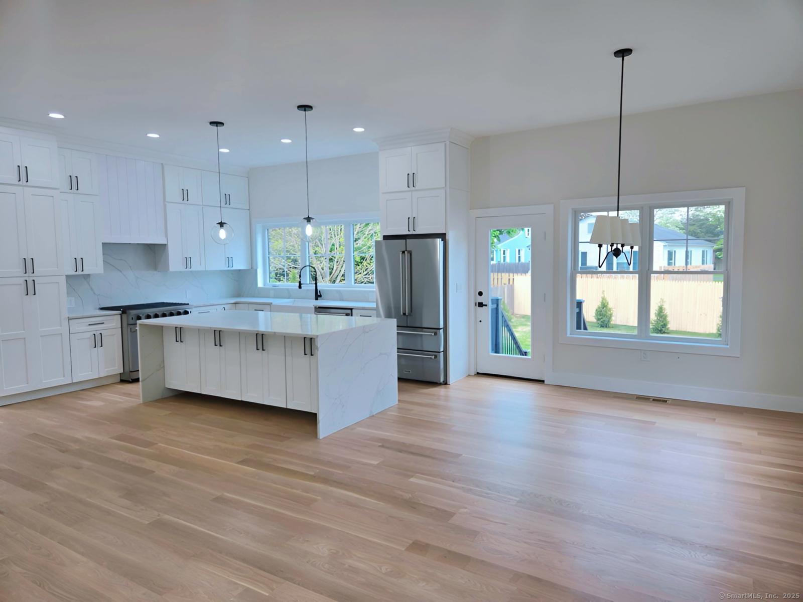 879 Riverside, Fairfield, Connecticut 06824