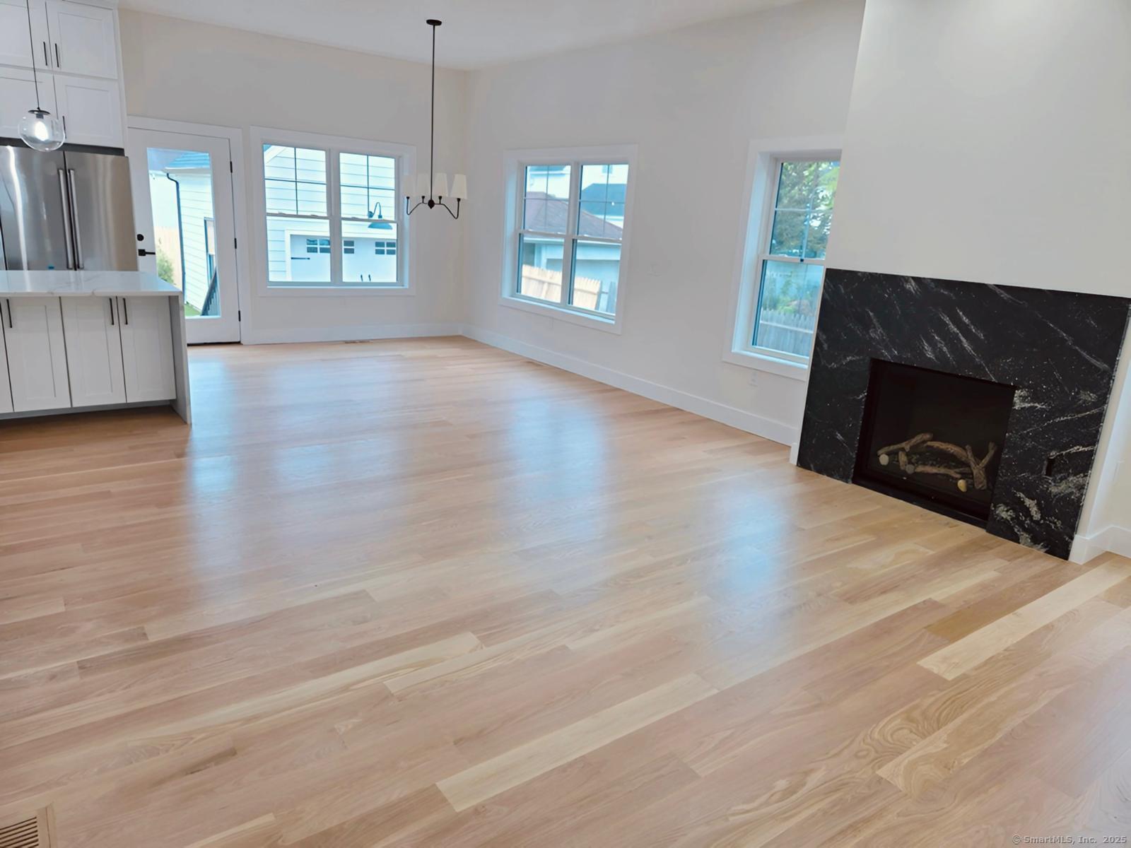 879 Riverside, Fairfield, Connecticut 06824