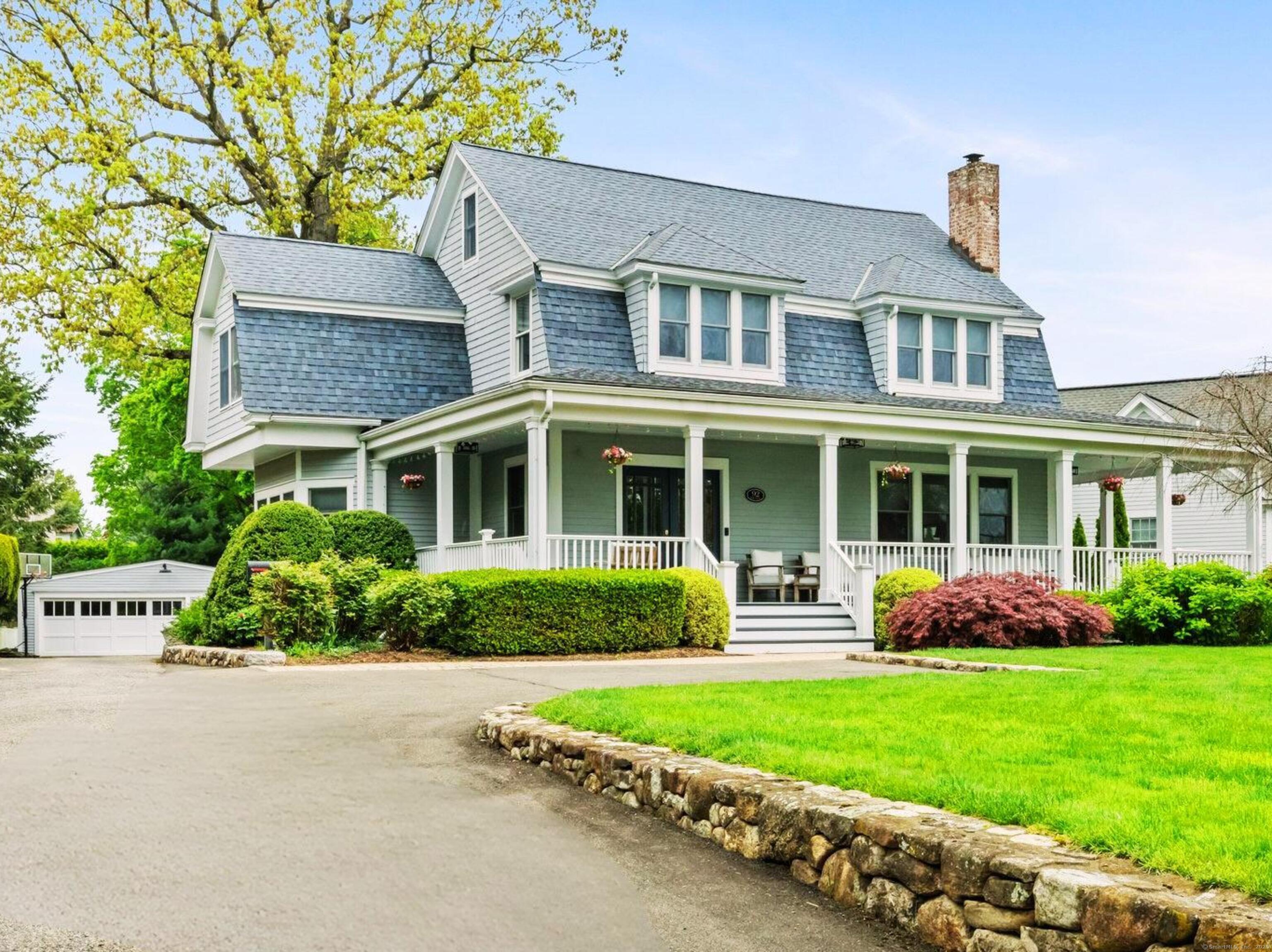 92 Oak, New Canaan, Connecticut 06840