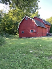 Homes for sale in Middlebury, CT | 28 Pine Hollow Dr, Middlebury, CT 06762 | MLS# 24093432