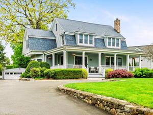 92 Oak Street
