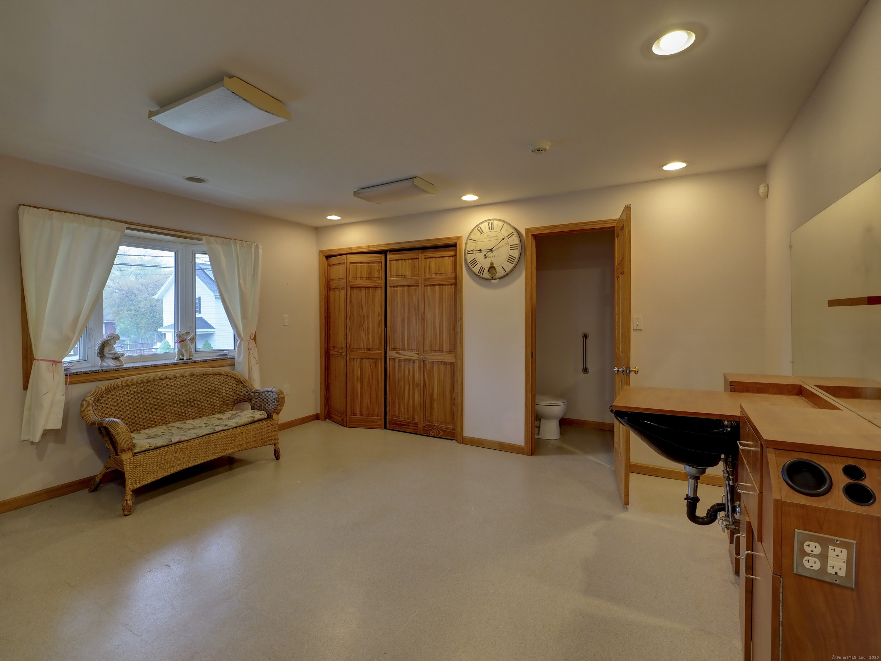 80 Simpson, Wallingford, Connecticut 06492