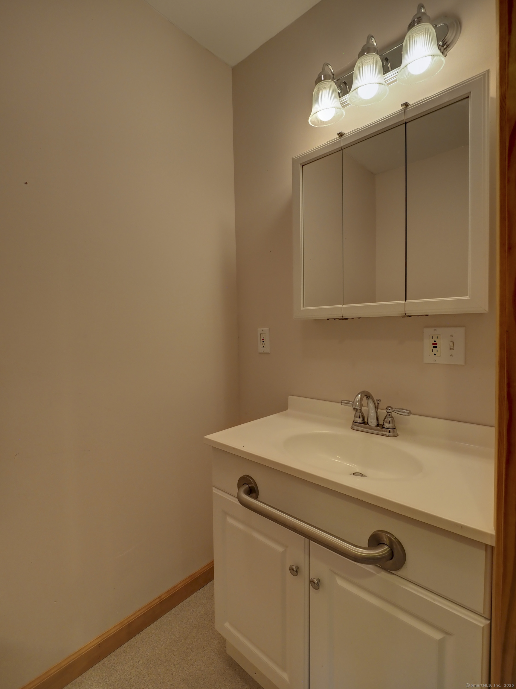 80 Simpson, Wallingford, Connecticut 06492