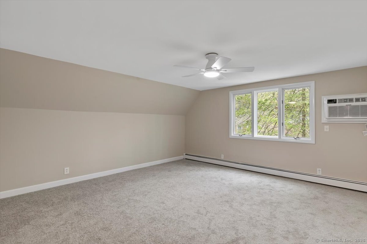 41 Cedarhurst, Milford, Connecticut 06461