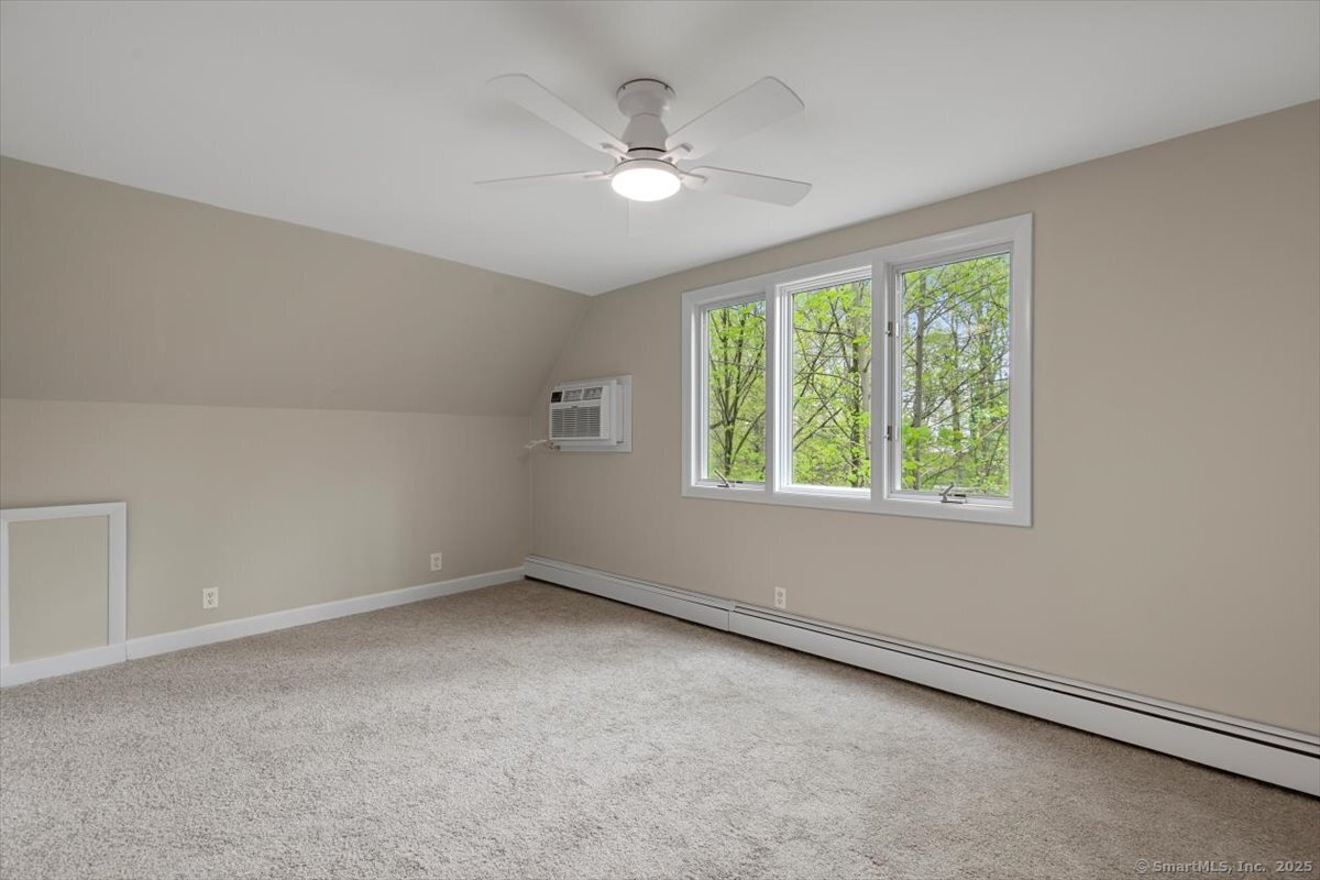 41 Cedarhurst, Milford, Connecticut 06461