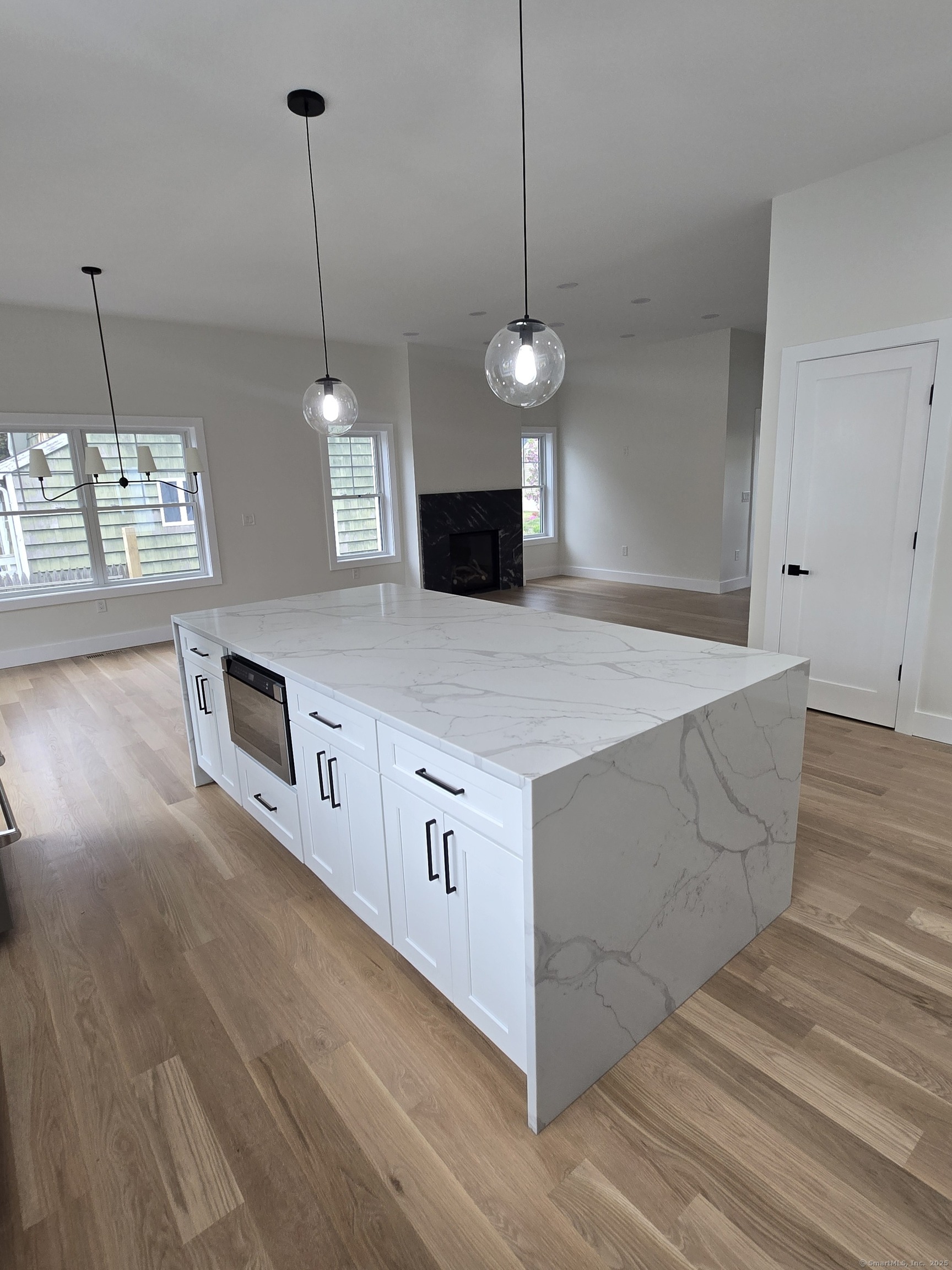 879 Riverside, Fairfield, Connecticut 06824