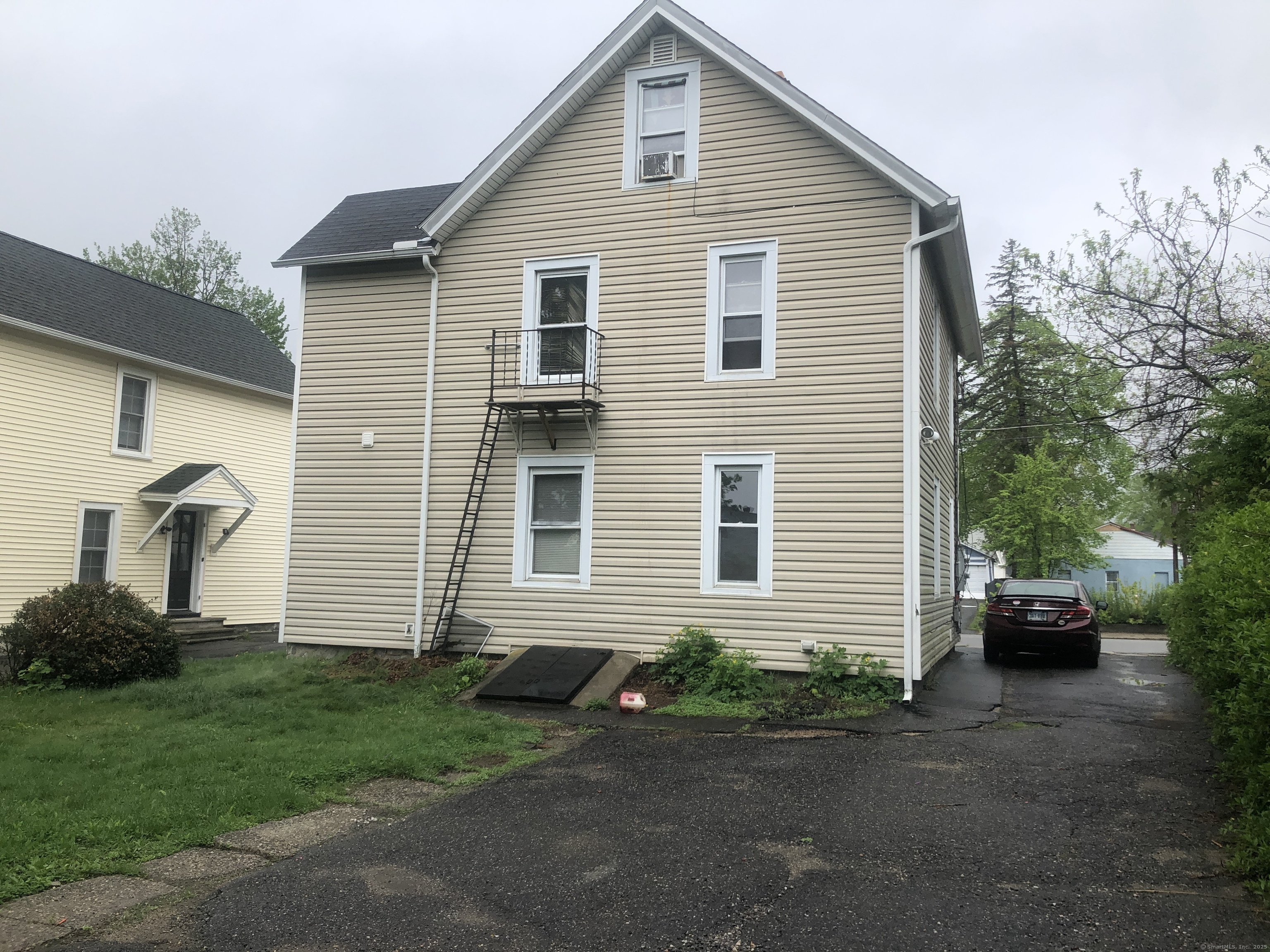 24 Eagle, Torrington, Connecticut 06790