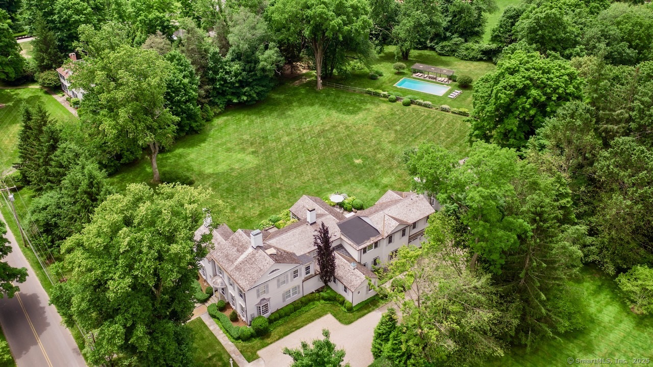 3113 Bronson, Fairfield, Connecticut 06824