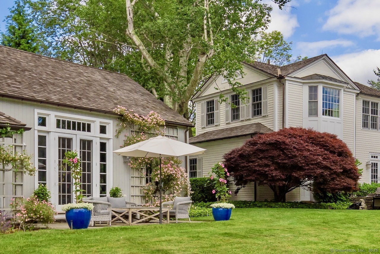 3113 Bronson, Fairfield, Connecticut 06824