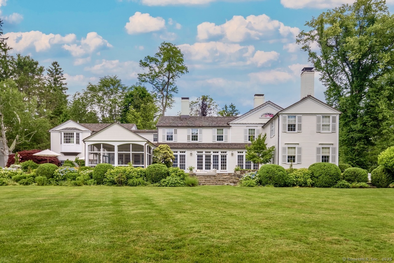 3113 Bronson, Fairfield, Connecticut 06824