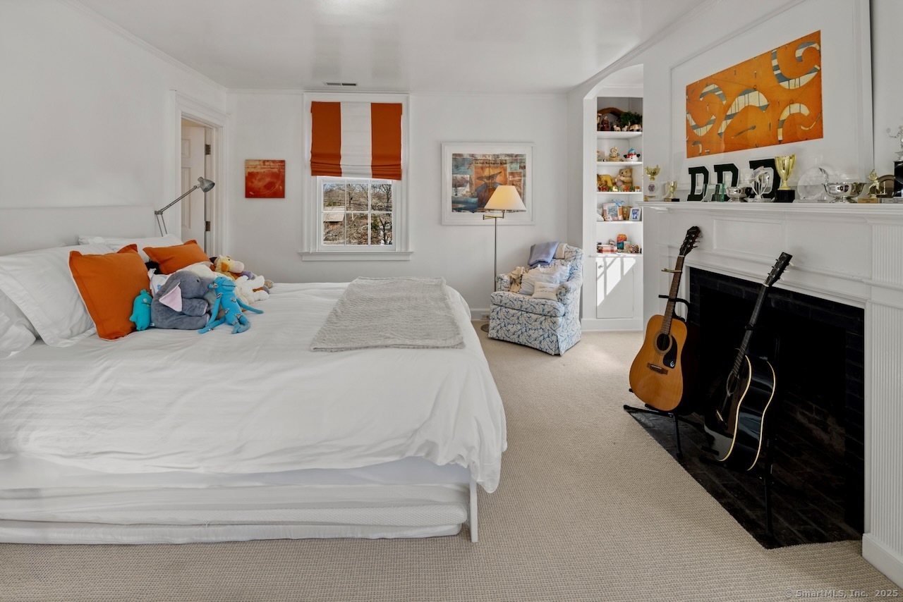 3113 Bronson, Fairfield, Connecticut 06824