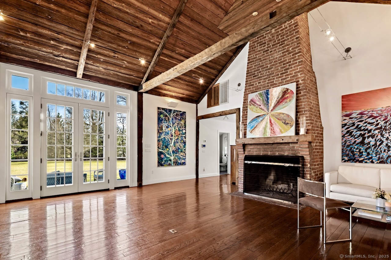 3113 Bronson, Fairfield, Connecticut 06824