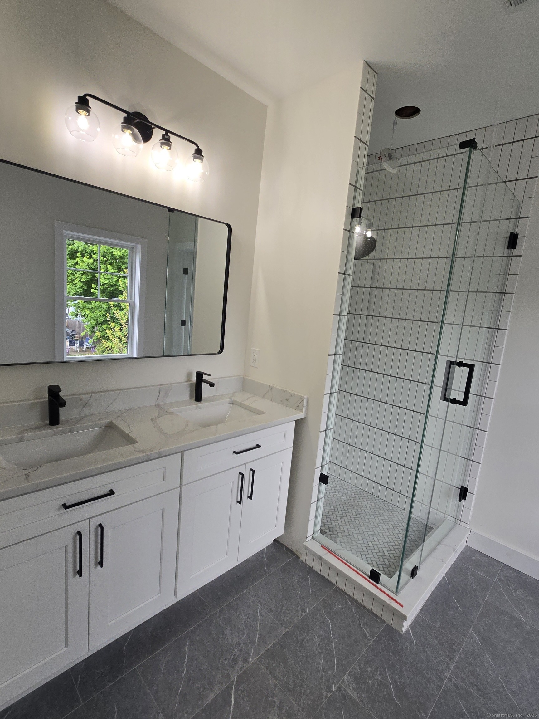 879 Riverside, Fairfield, Connecticut 06824