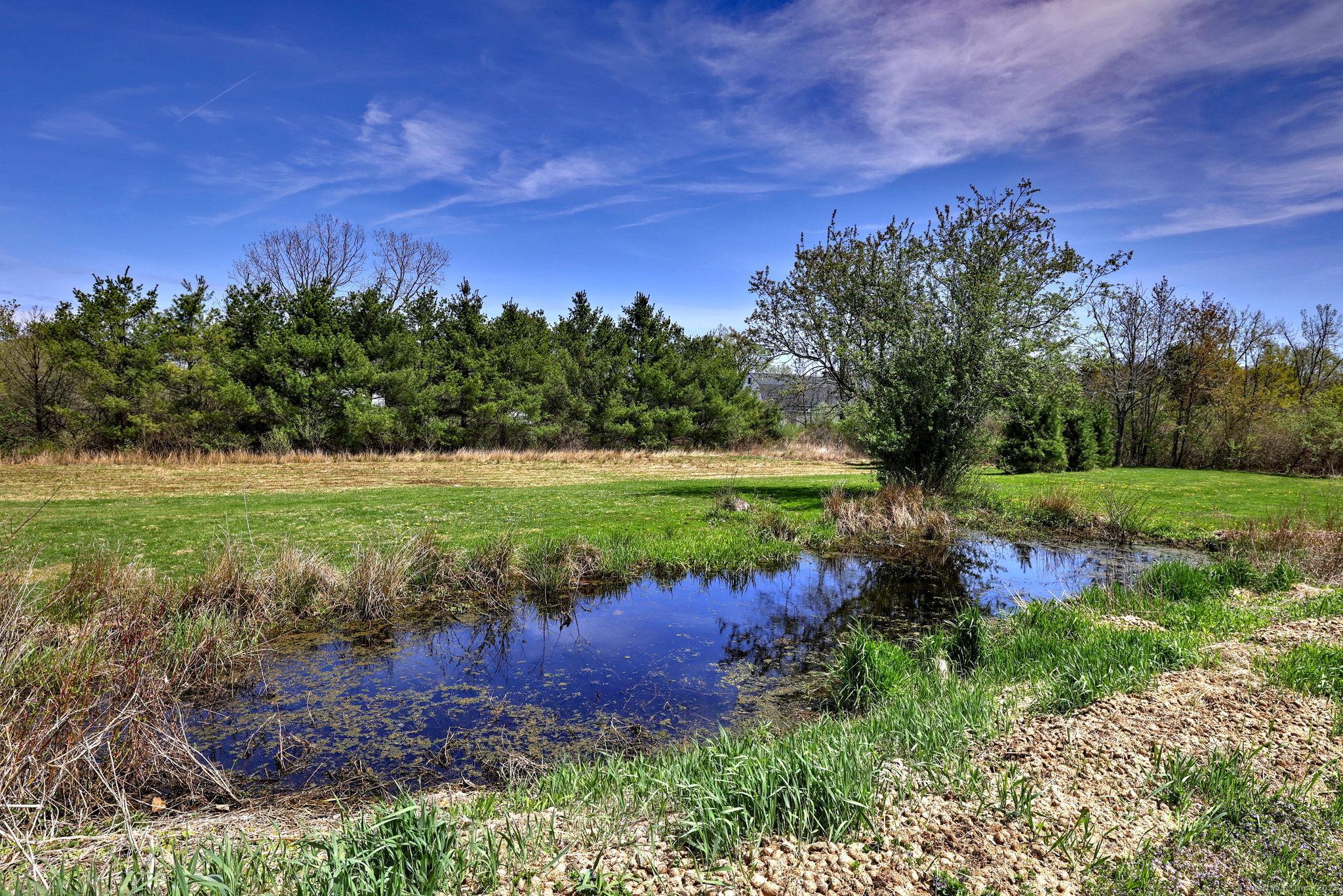 104 South, Morris, Connecticut 06763