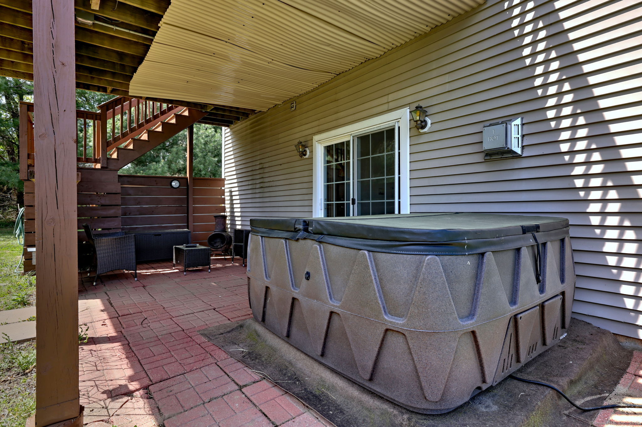 104 South, Morris, Connecticut 06763