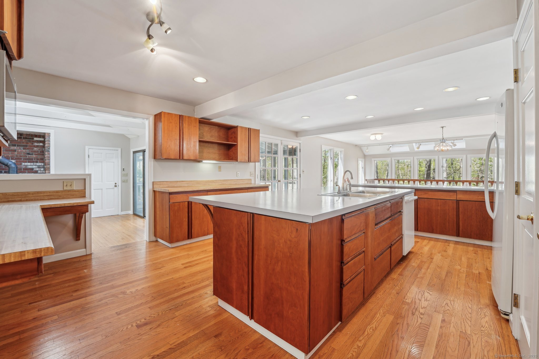 504 Northwood, Guilford, Connecticut 06437