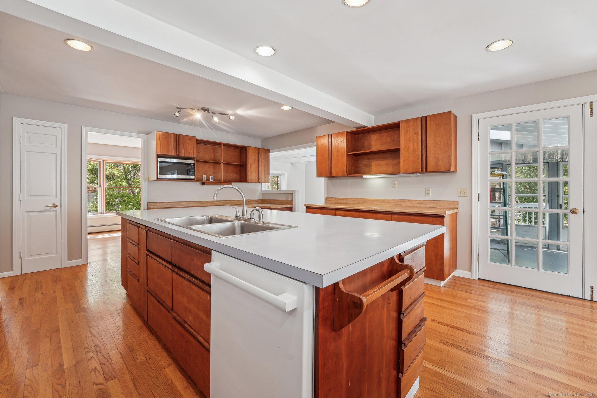 504 Northwood, Guilford, Connecticut 06437