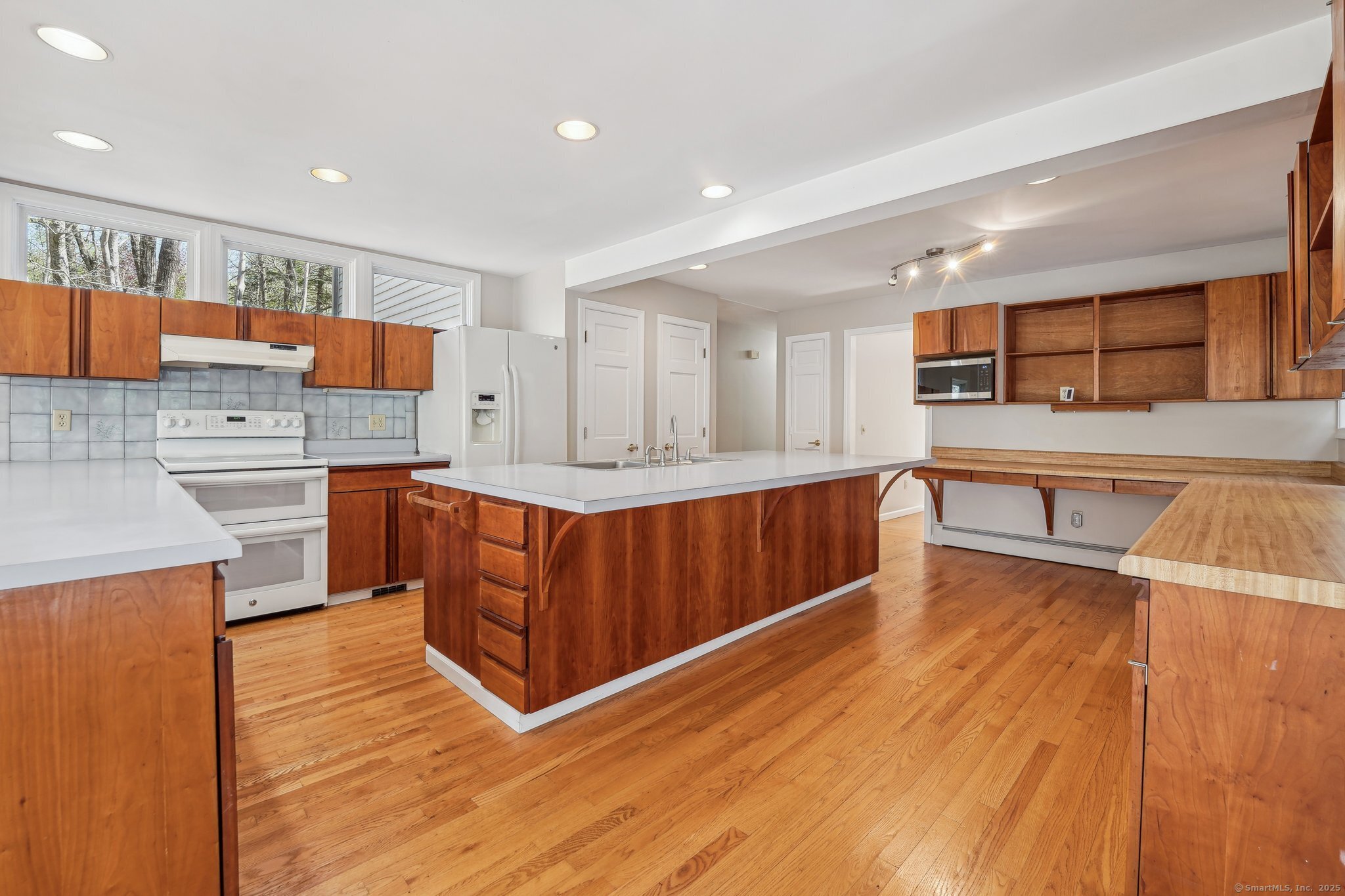 504 Northwood, Guilford, Connecticut 06437