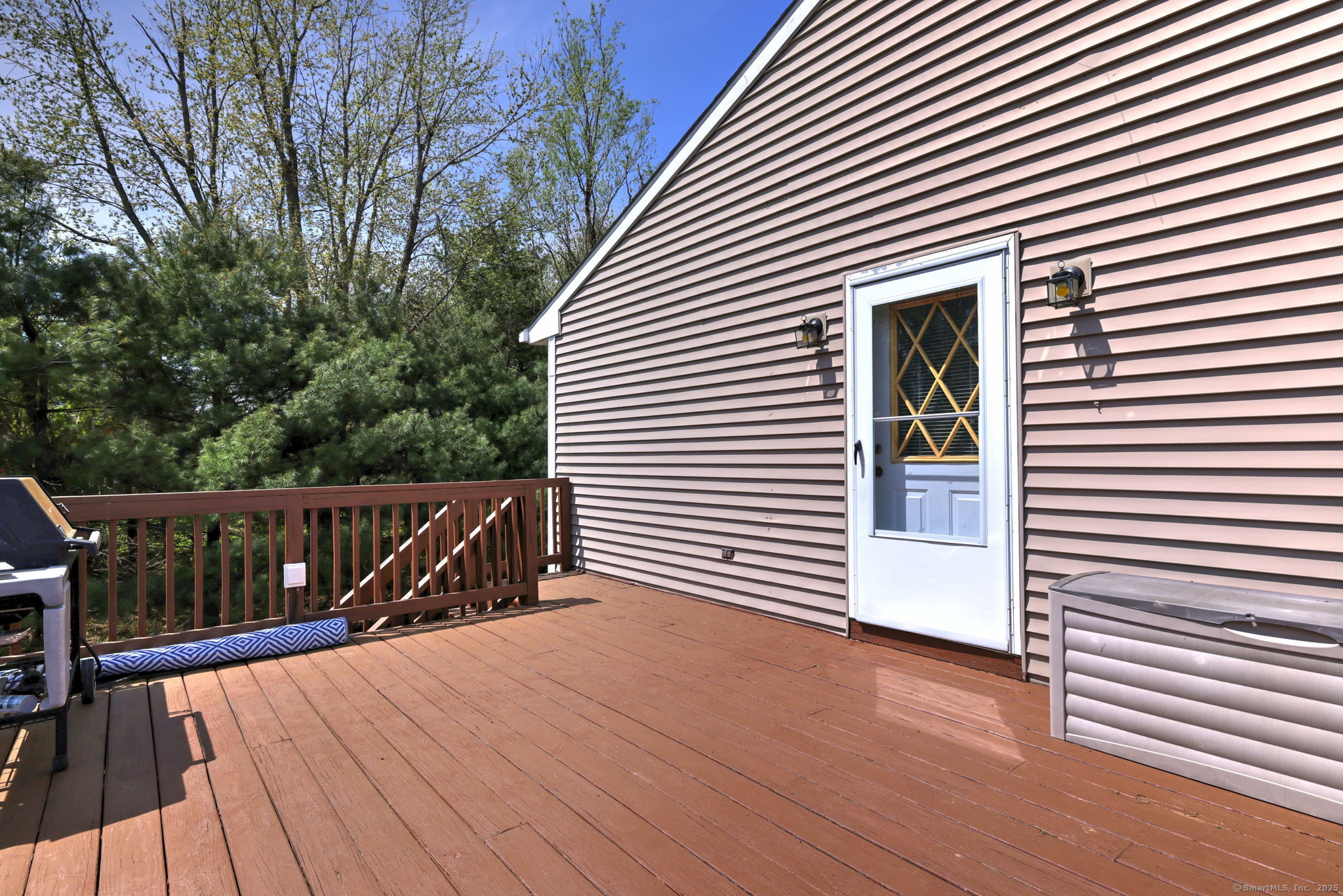 104 South, Morris, Connecticut 06763