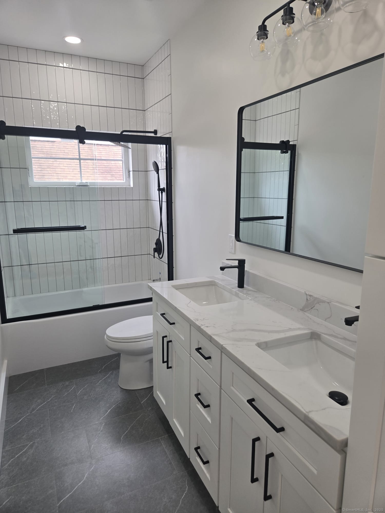 879 Riverside, Fairfield, Connecticut 06824