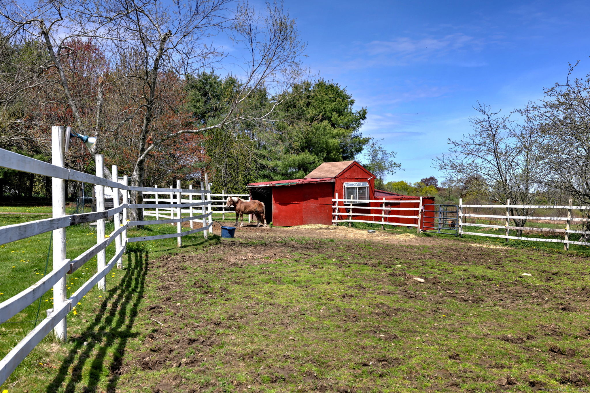 104 South, Morris, Connecticut 06763