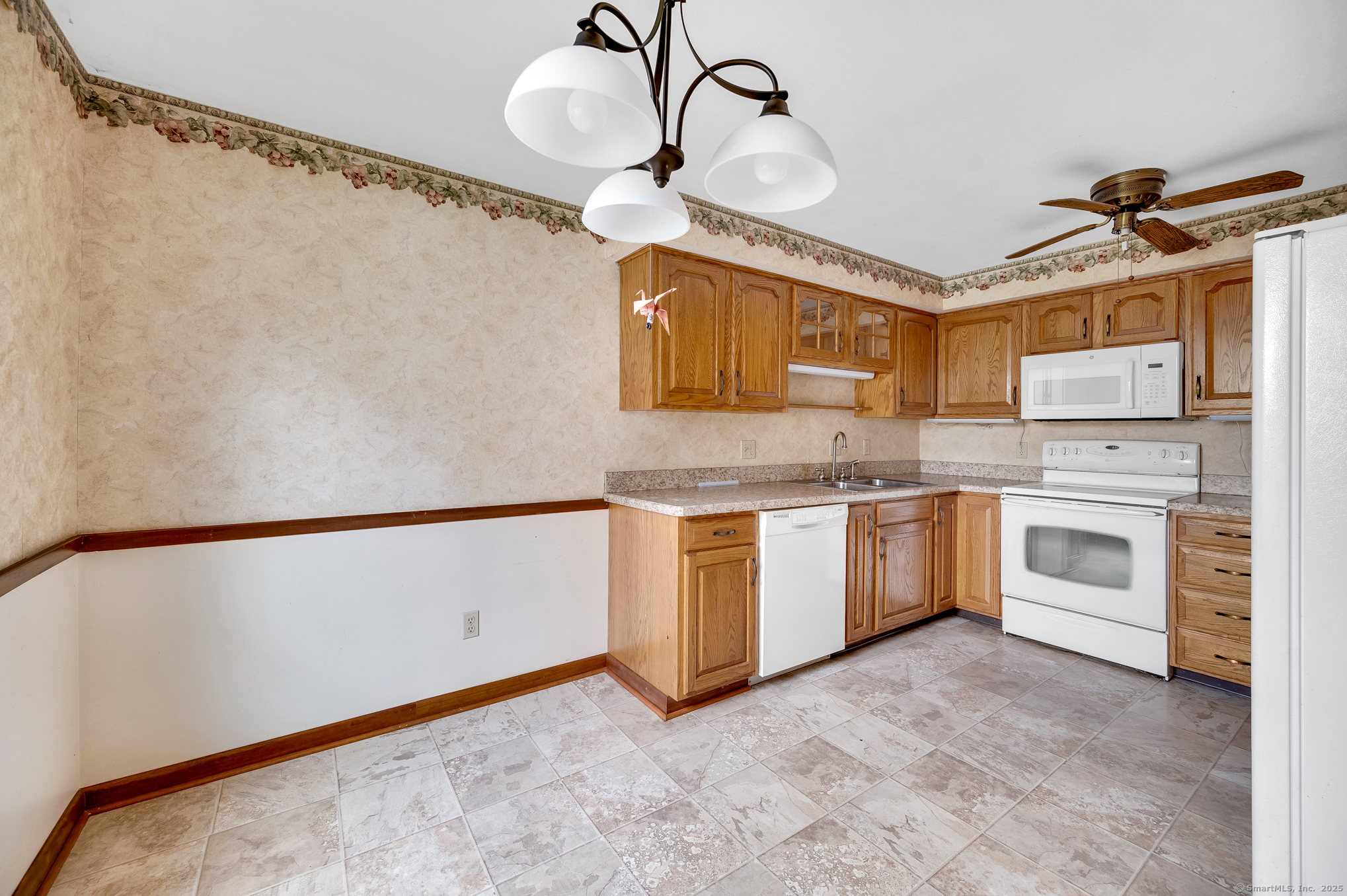 17 Shepard Hill, Hamden, Connecticut 06514