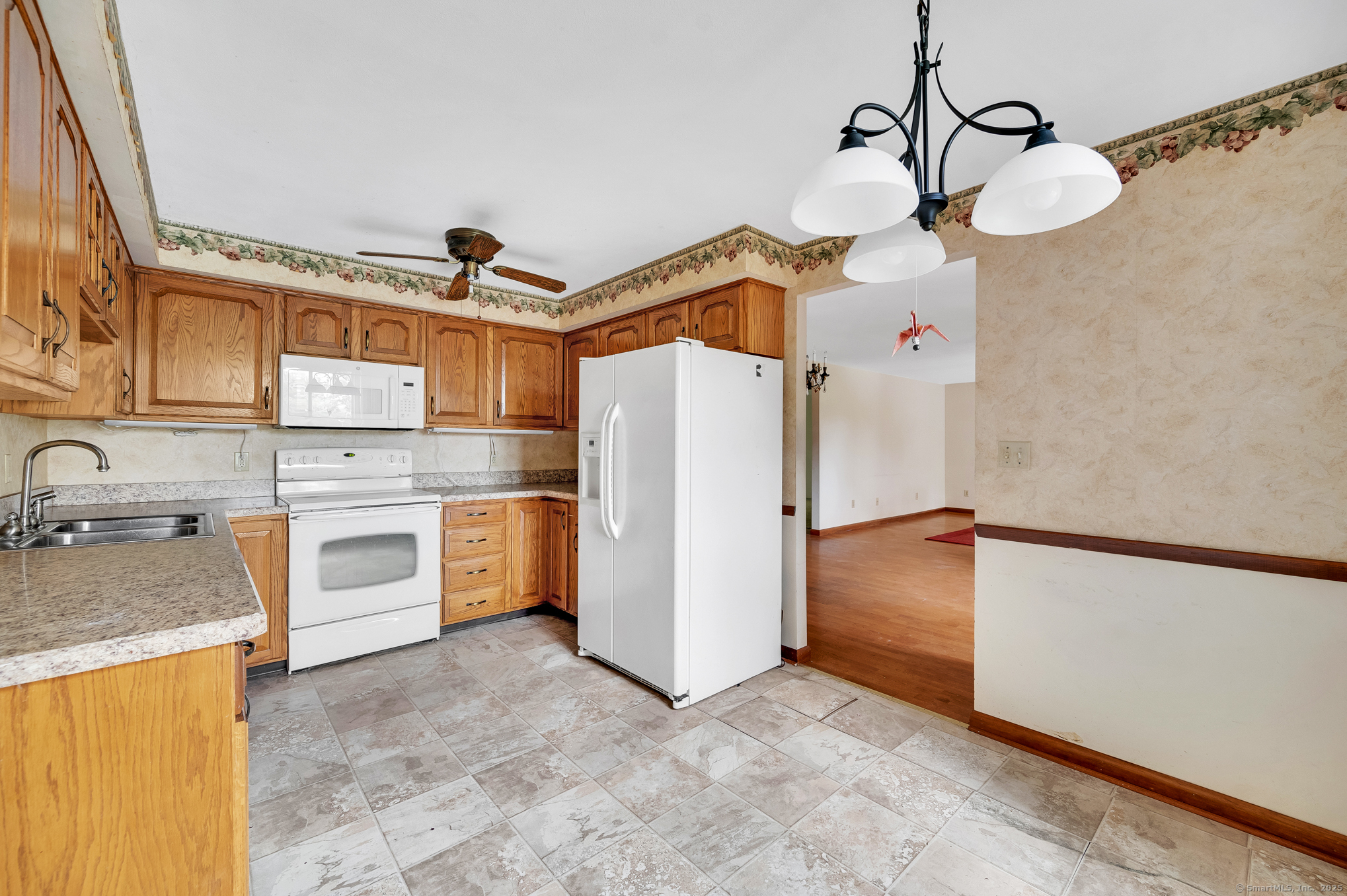 17 Shepard Hill, Hamden, Connecticut 06514