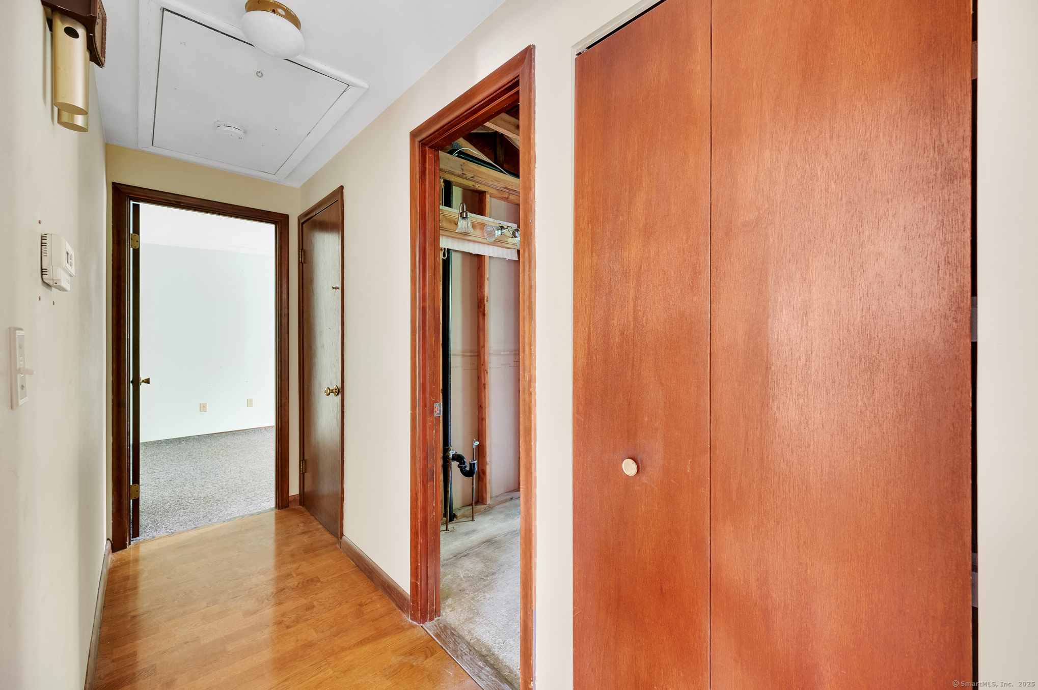 17 Shepard Hill, Hamden, Connecticut 06514