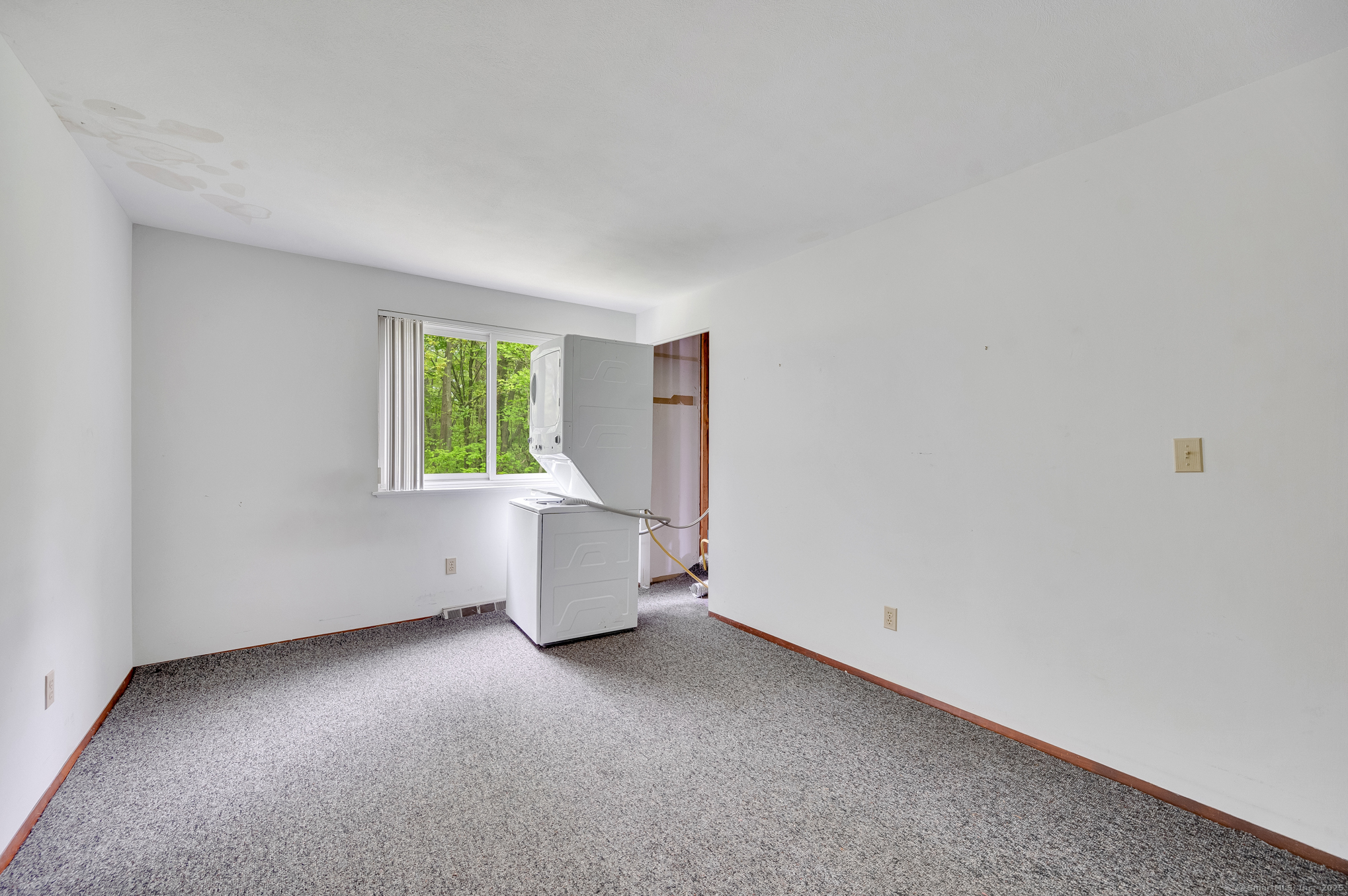 17 Shepard Hill, Hamden, Connecticut 06514
