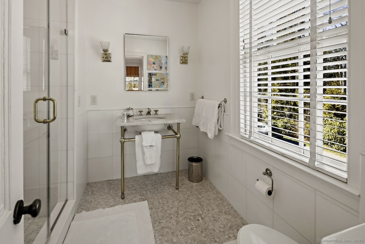3113 Bronson, Fairfield, Connecticut 06824