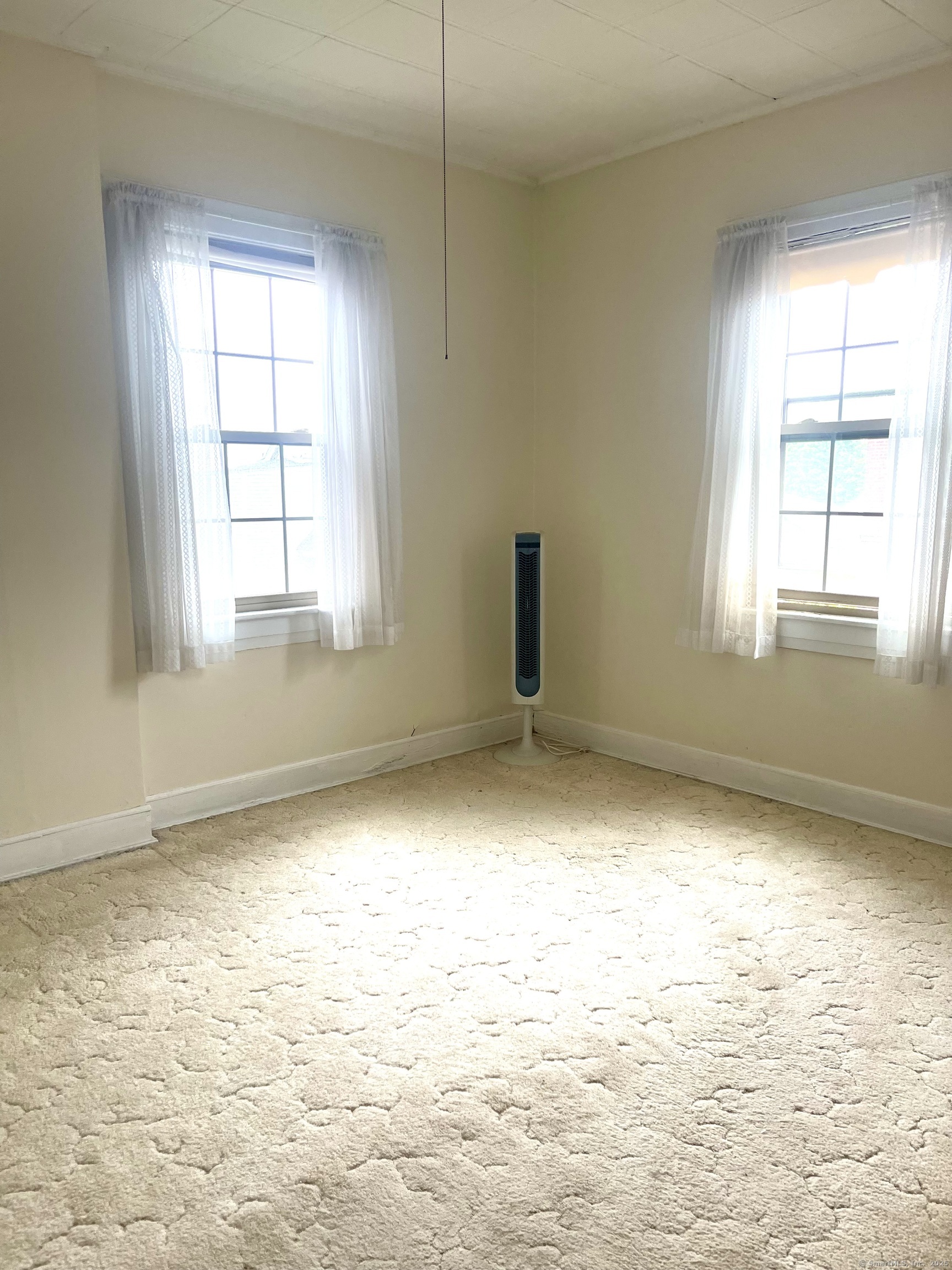 26 Rowsley, Bridgeport, Connecticut 06605