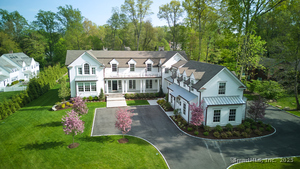 9 Sturges Commons