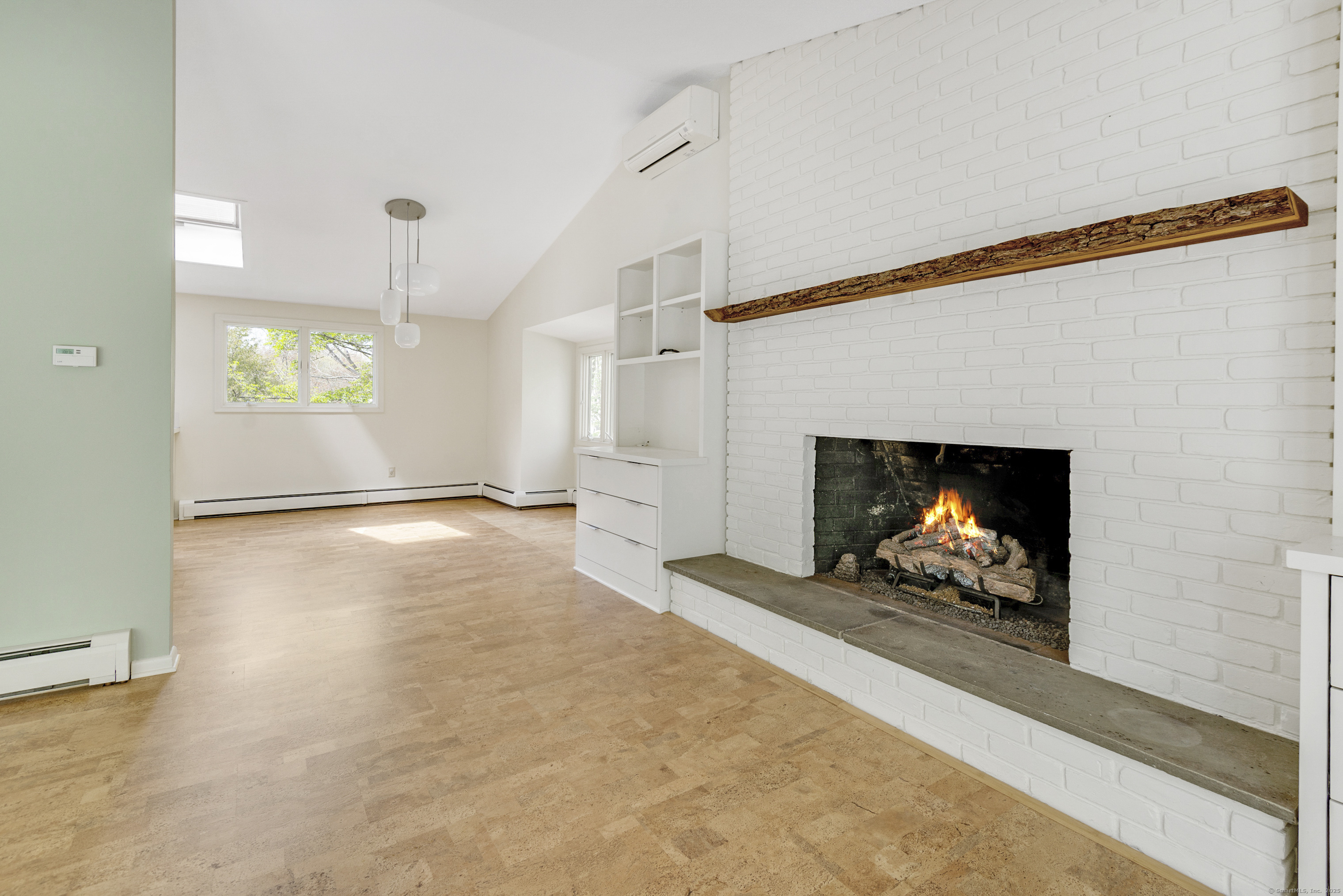 102 Colonial, Guilford, Connecticut 06437