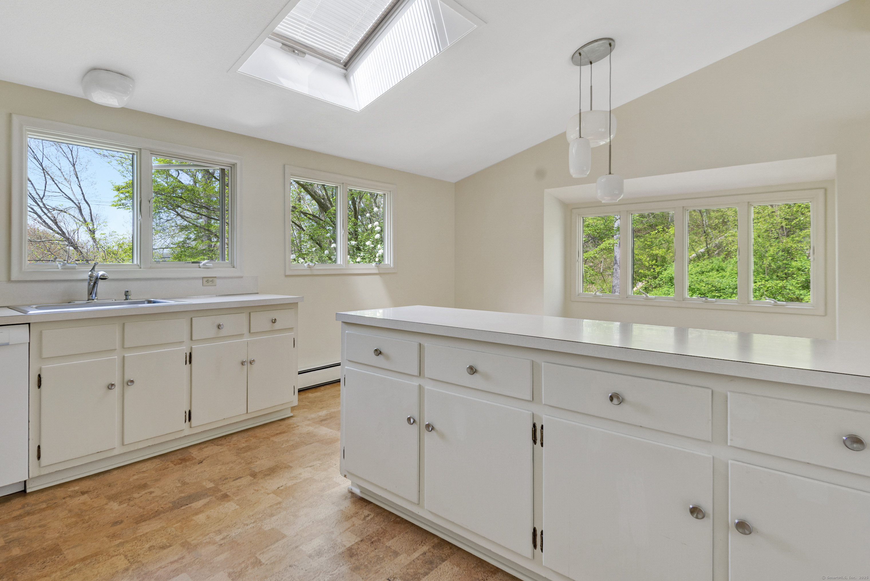 102 Colonial, Guilford, Connecticut 06437