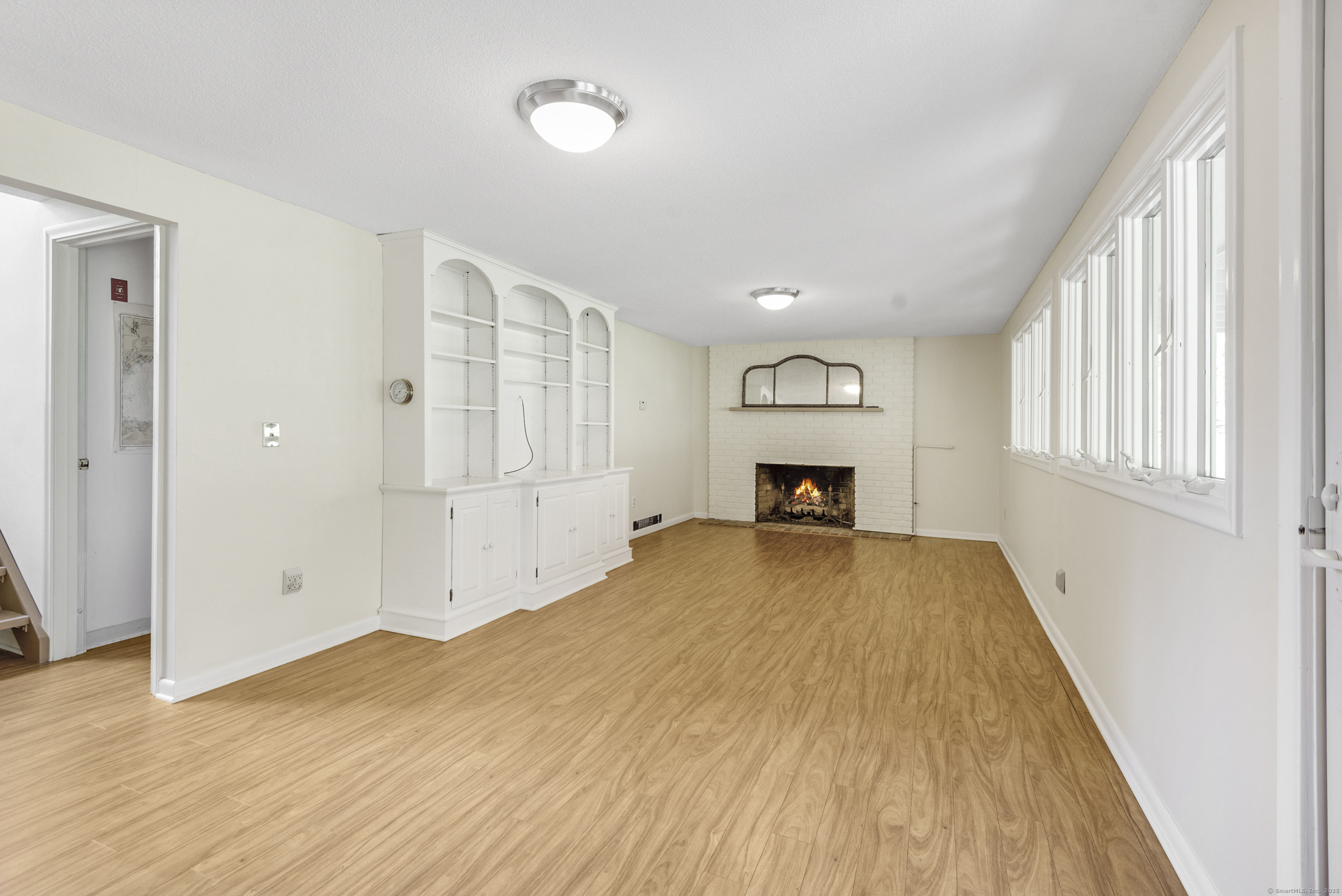 102 Colonial, Guilford, Connecticut 06437