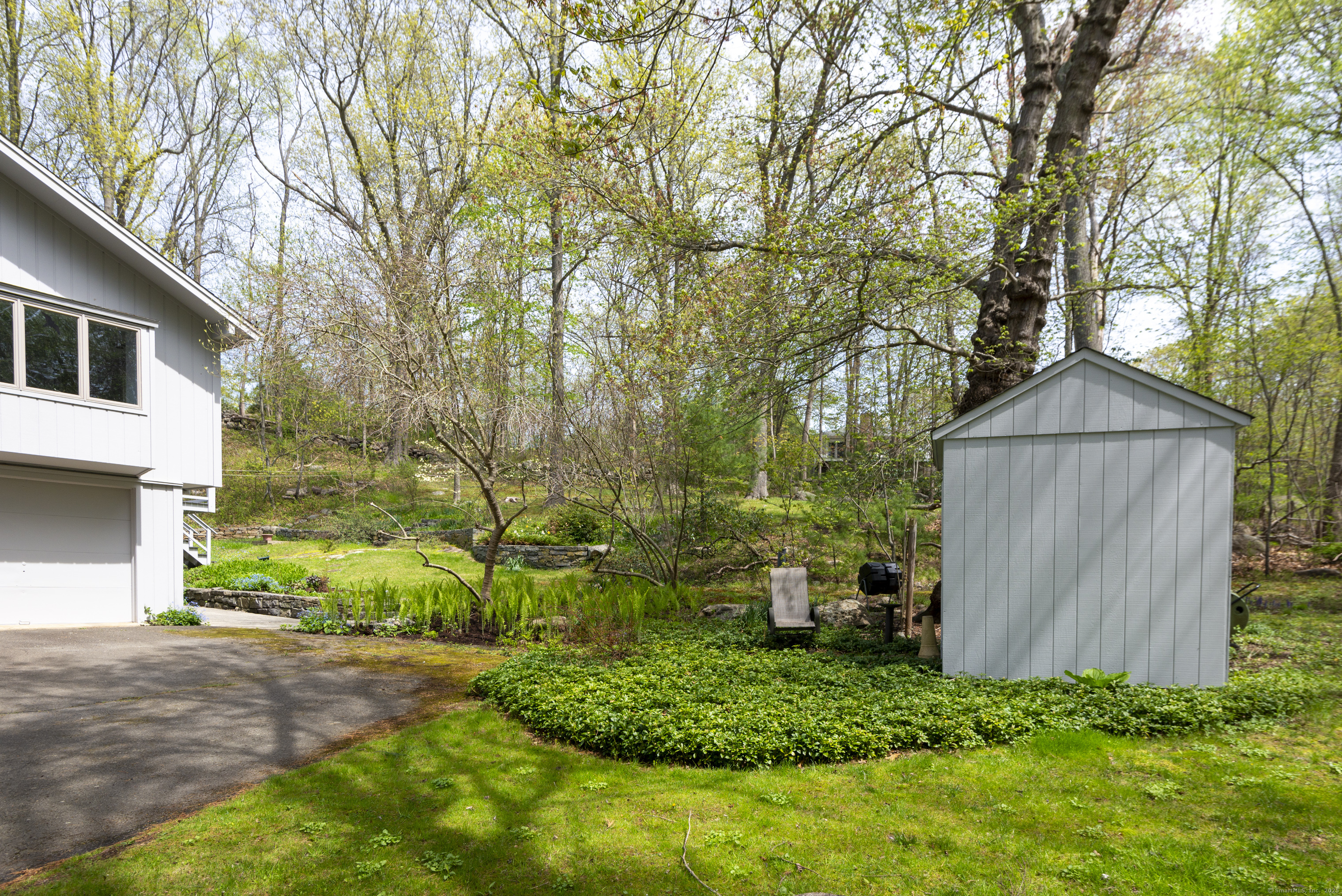 102 Colonial, Guilford, Connecticut 06437