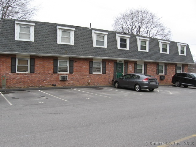 362 Colonial, Waterbury, Connecticut 06704