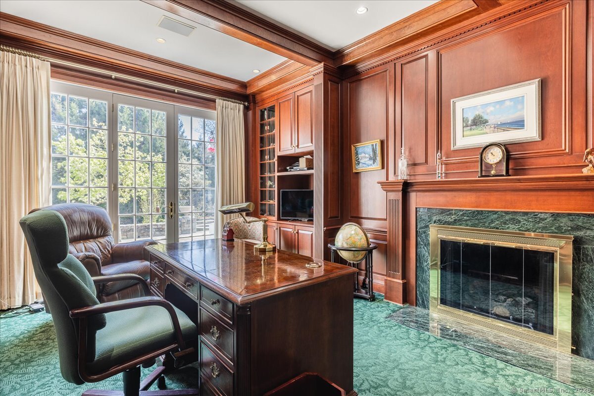 21 Queens Grant, Fairfield, Connecticut 06824