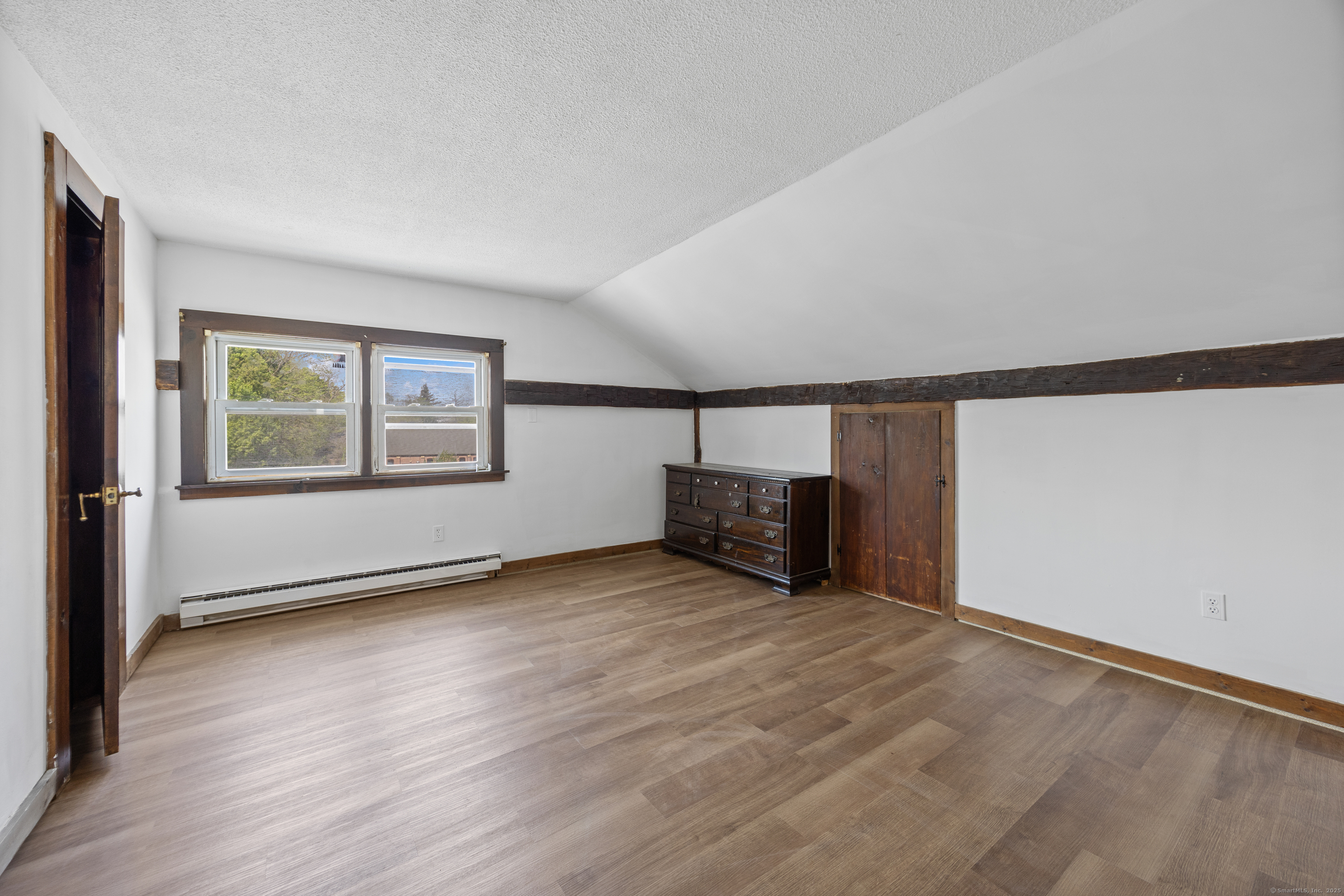 16 High, Meriden, Connecticut 06450