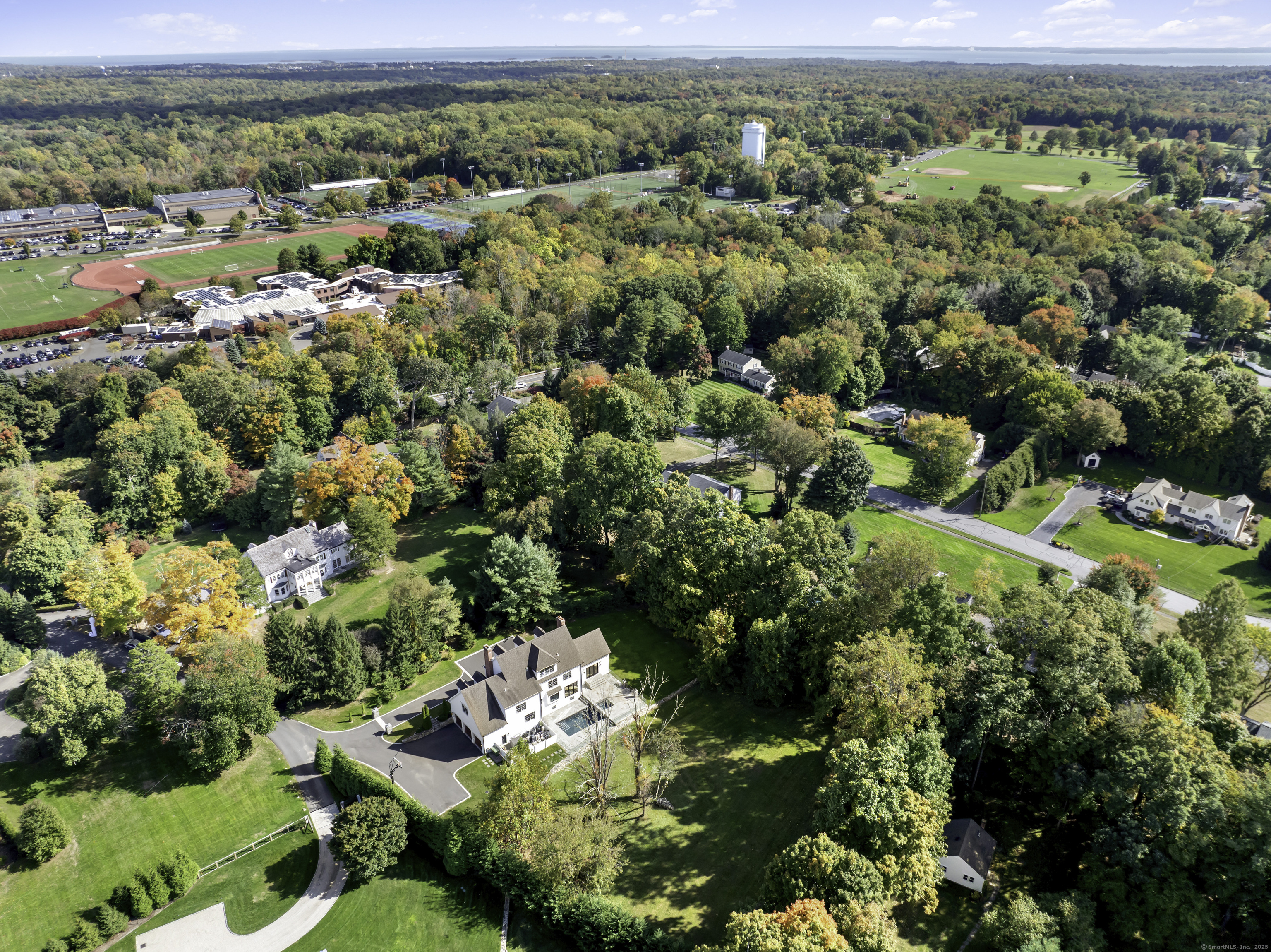 279 Old Stamford, New Canaan, Connecticut 06840
