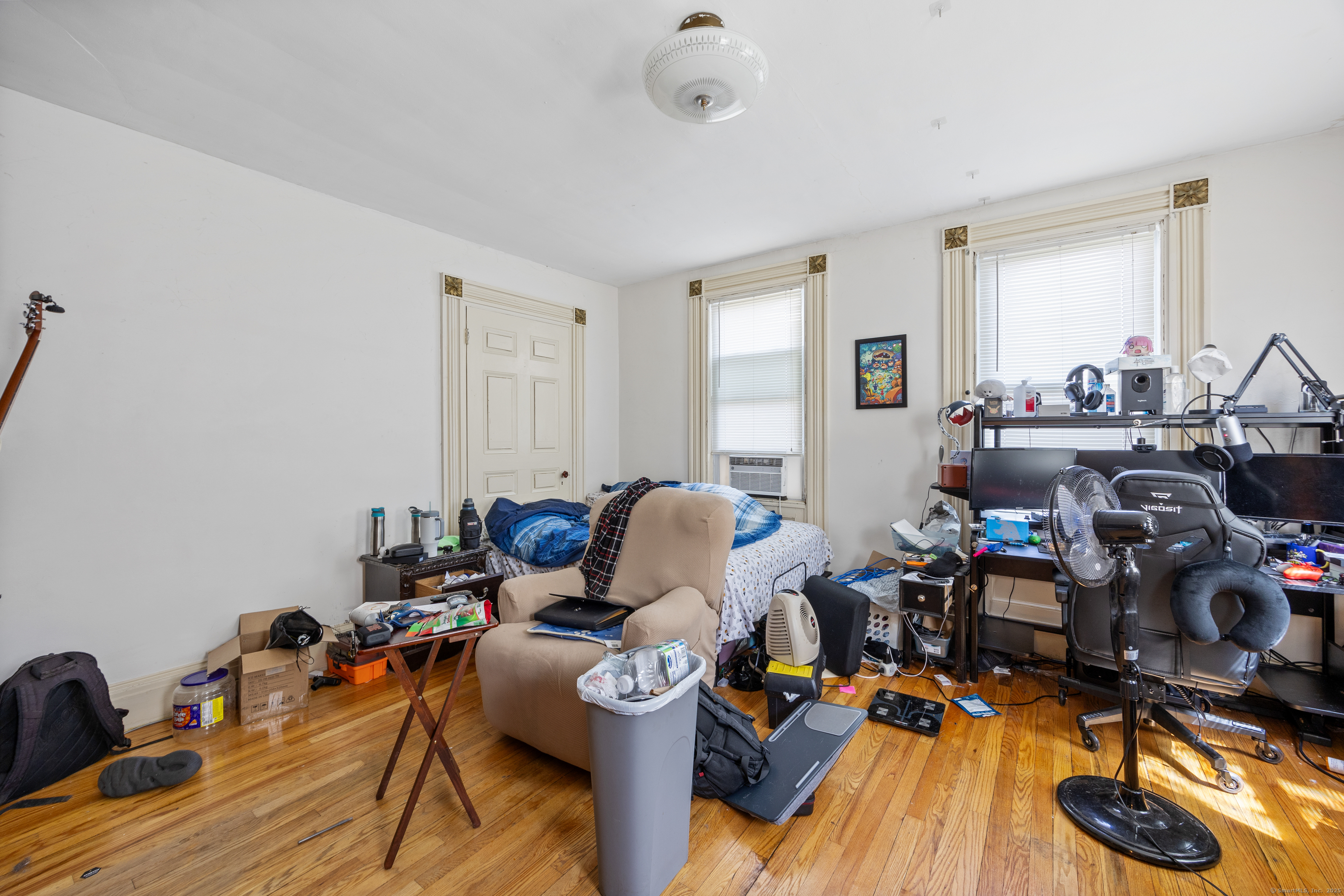 16 High, Meriden, Connecticut 06450