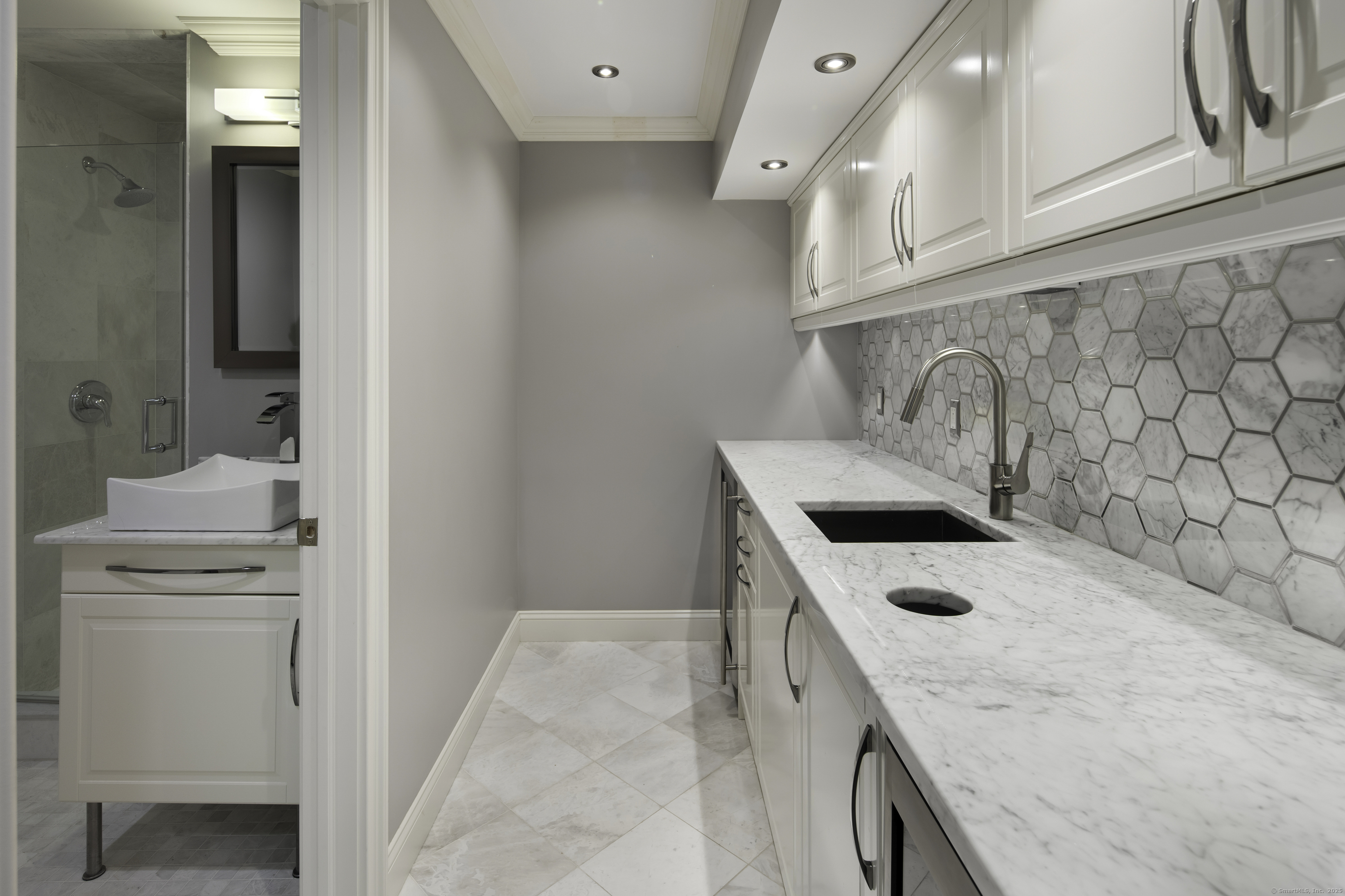 279 Old Stamford, New Canaan, Connecticut 06840