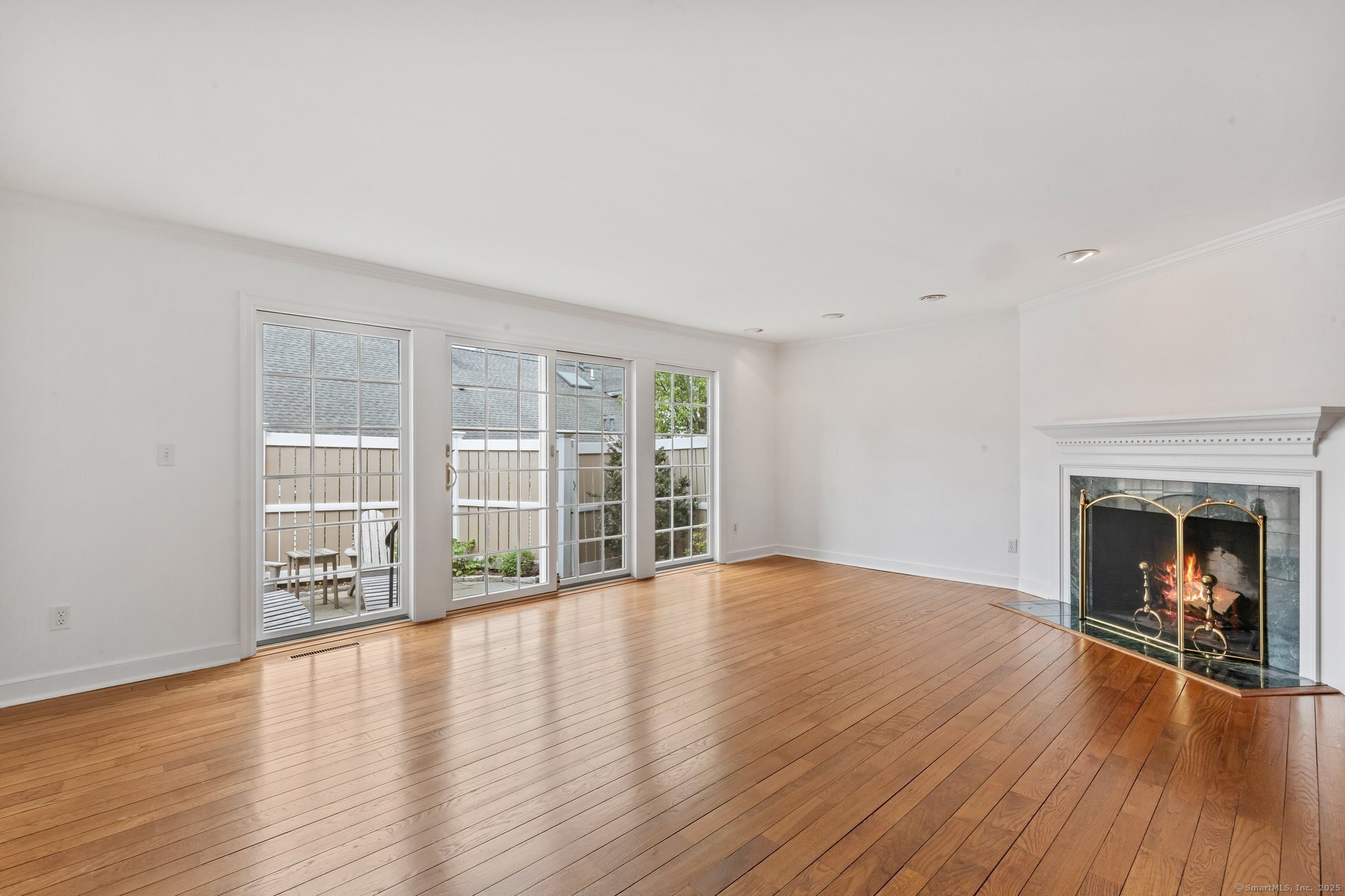 205 Main, New Canaan, Connecticut 06840