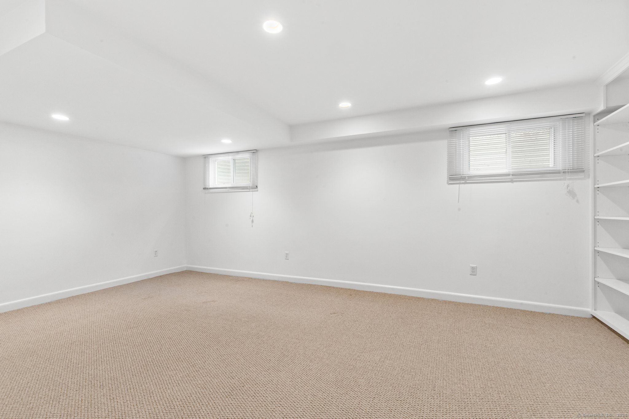 205 Main, New Canaan, Connecticut 06840