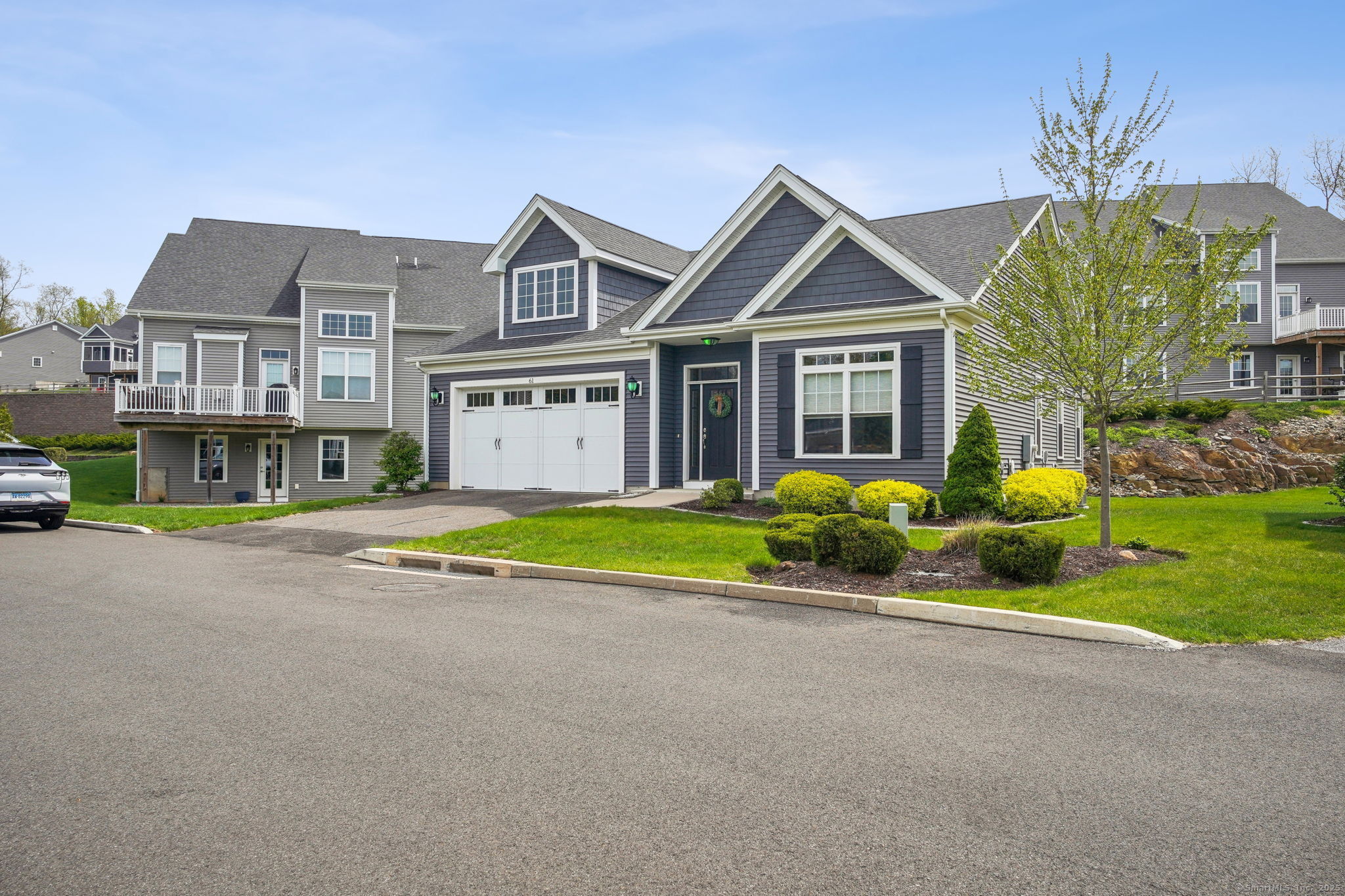 61 Fieldstone, Beacon Falls, Connecticut 06403