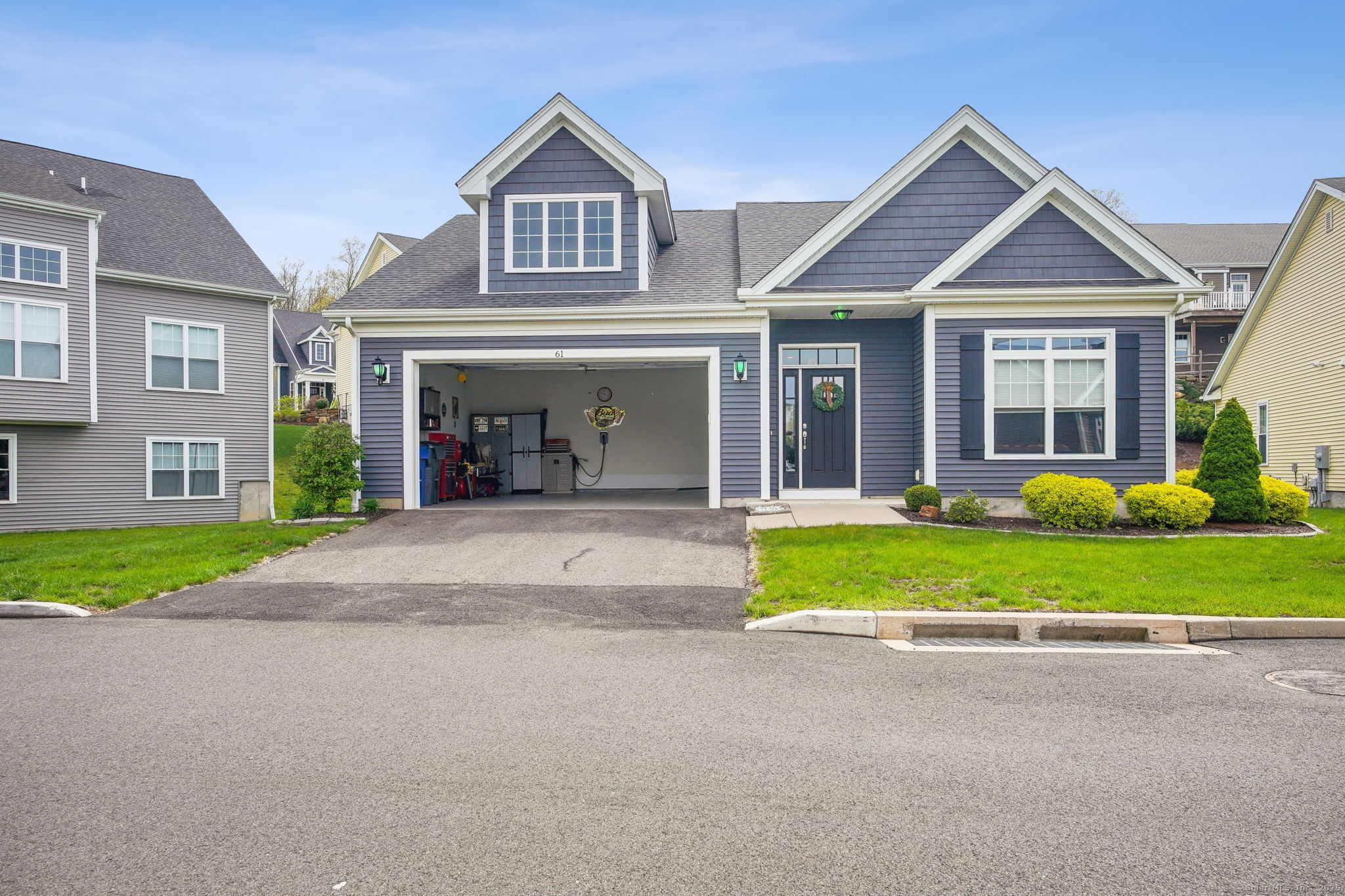 61 Fieldstone, Beacon Falls, Connecticut 06403