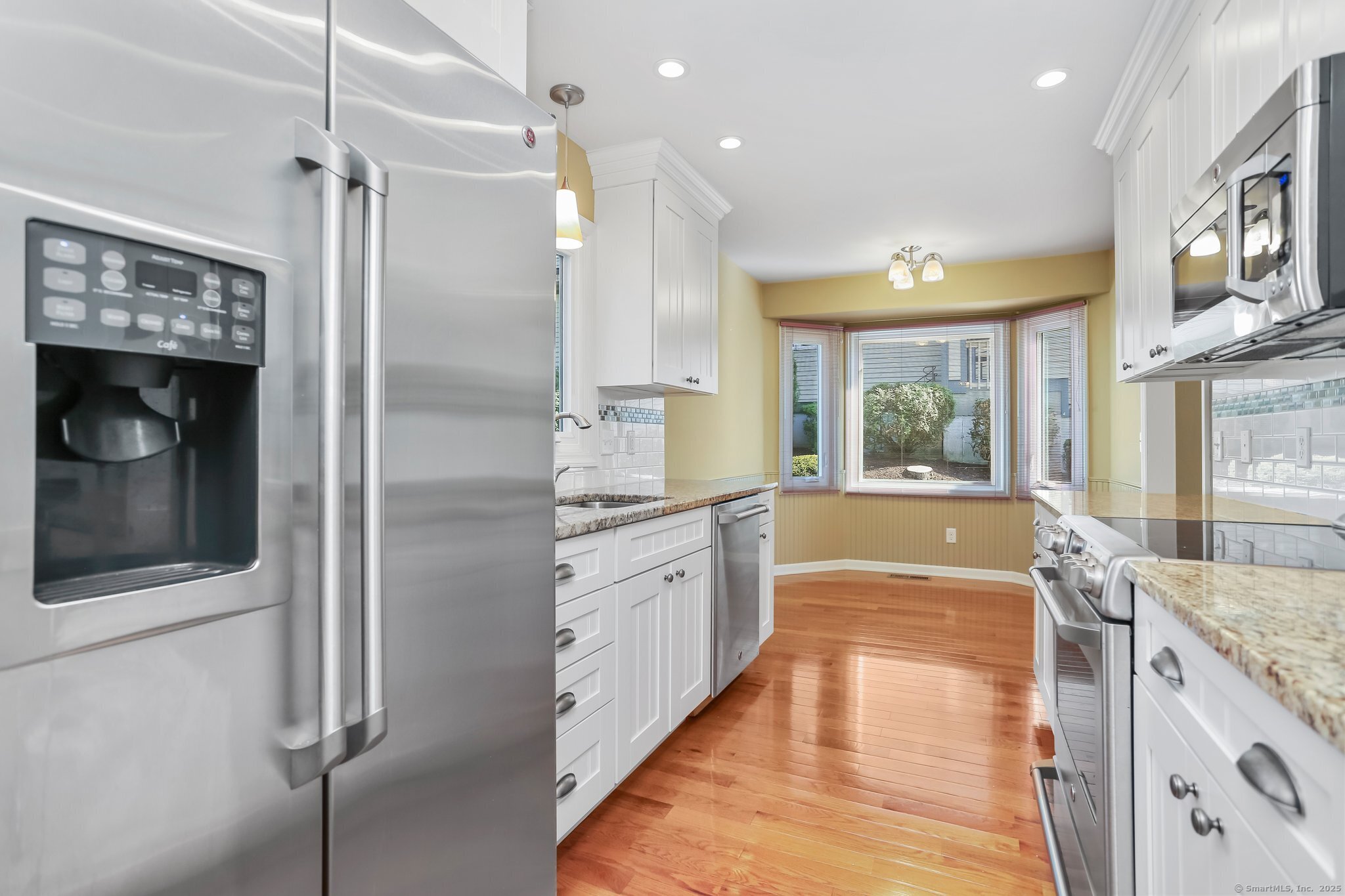 67 Ridgewood, Shelton, Connecticut 06484